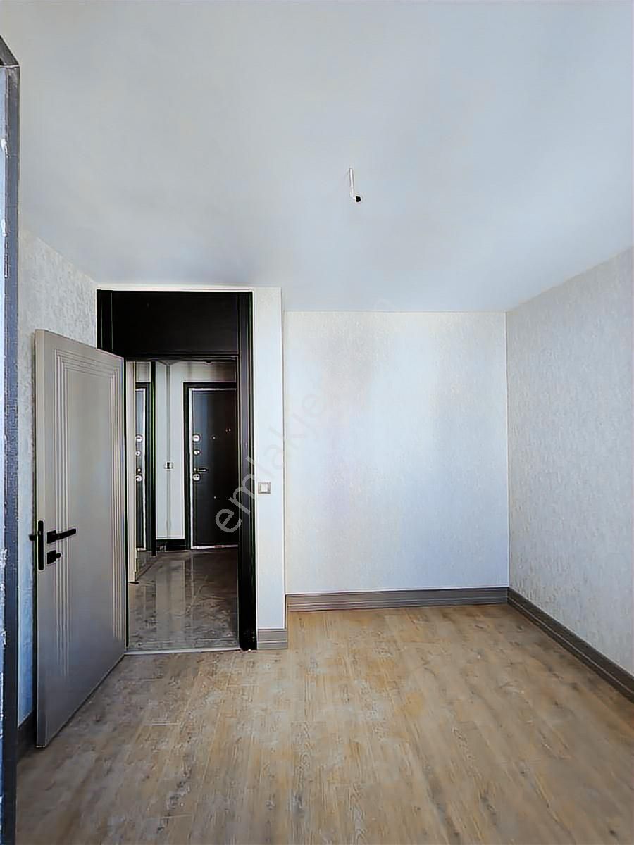 Pursaklar Sarayda Güvenli Site Tarzı Binada Lüks Ve Geniş 1+1 - Görsel 4