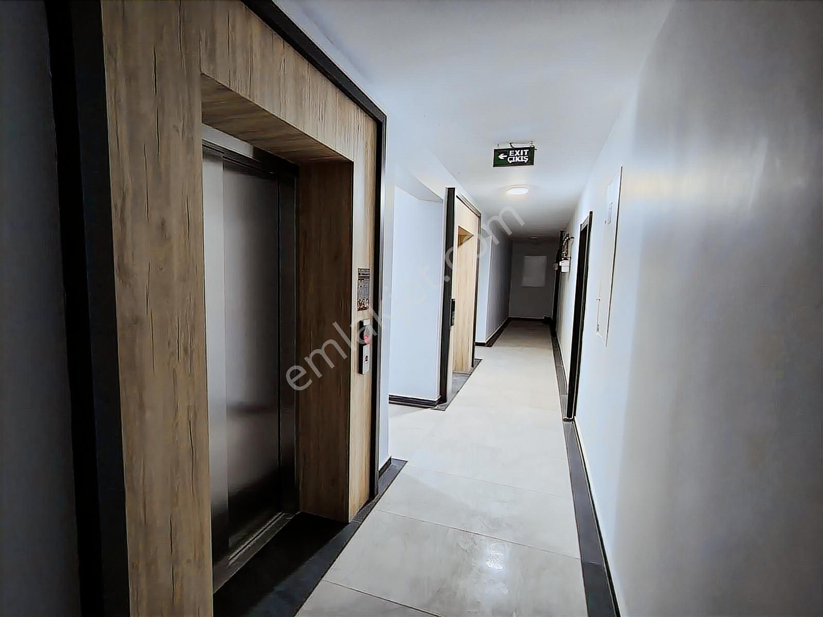 Pursaklar Sarayda Güvenli Site Tarzı Binada Lüks Ve Geniş 1+1 - Görsel 23