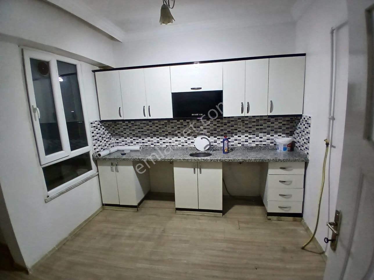 Çağdaş Emlak Yakup Göymenden Konakta Satlık Daire - Görsel 8