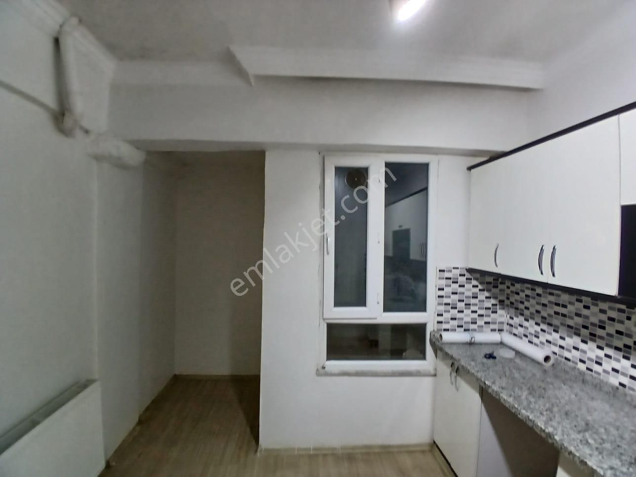 Çağdaş Emlak Yakup Göymenden Konakta Satlık Daire - Görsel 6