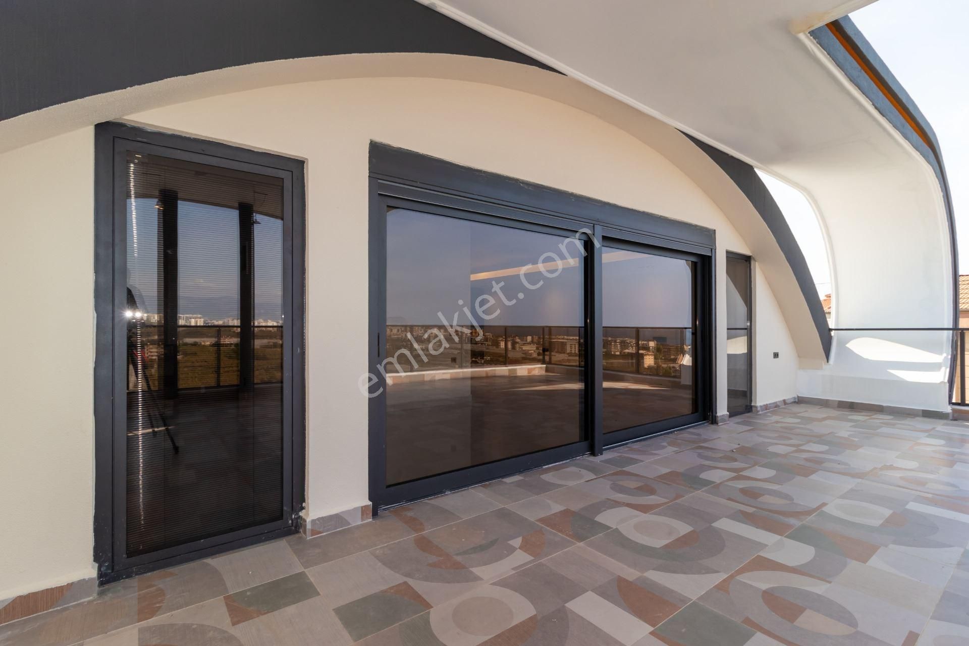 Alanya Kargıcak’ta Akıllı Ev Sistemli Ultra Lüks 5+1 Satılık Villa - Görsel 13