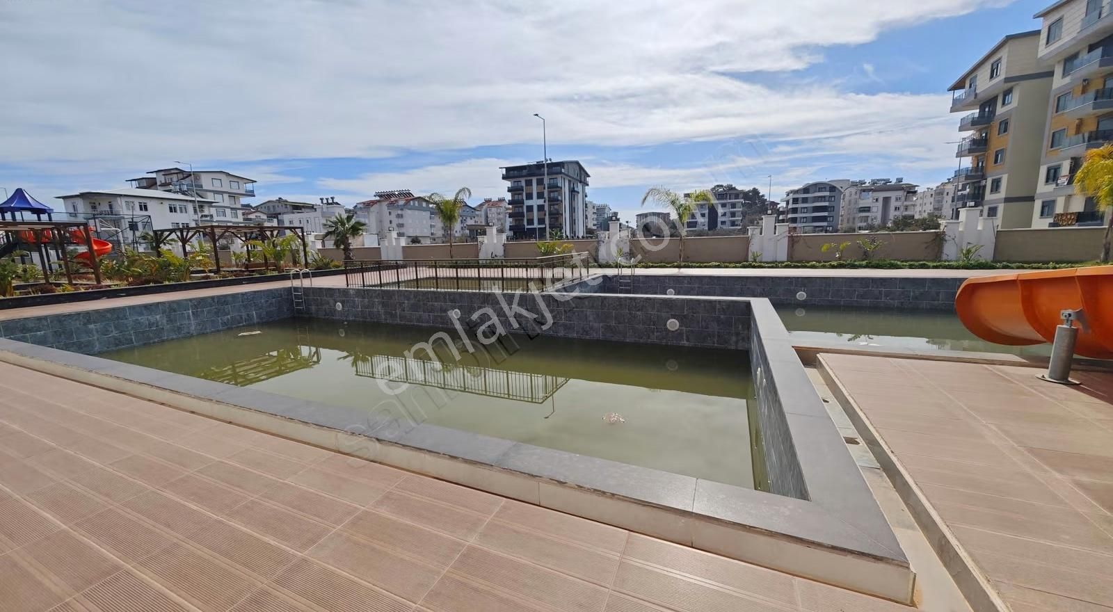 Pazarcı Mahallesi Ses Marine Kiralık Eşyasız 1+1 Daire - Görsel 14