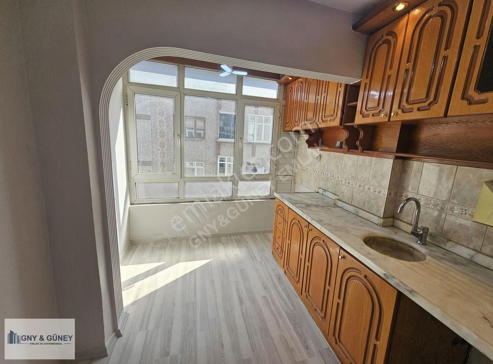 Adile Mermerci Lisesi Karşısı 2 Ayrı Girişli Dublex İskanlı Acil - Görsel 9