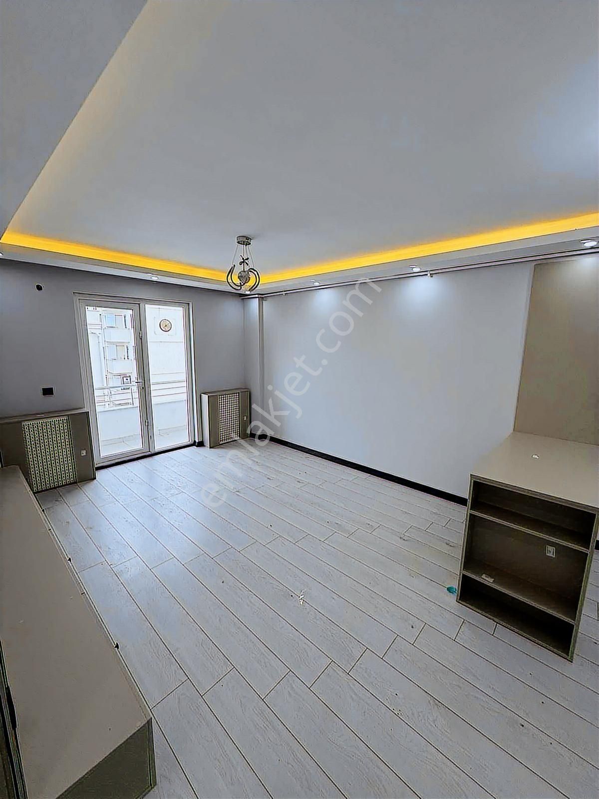 Dumlupınar Mah 2+1 Lüx Eşyalı 100 M2 Nezih Aile Muhitinde Fırsat