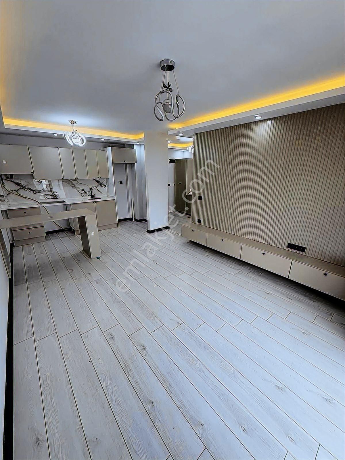 Dumlupınar Mah 2+1 Lüx Eşyalı 100 M2 Nezih Aile Muhitinde Fırsat - Görsel 3