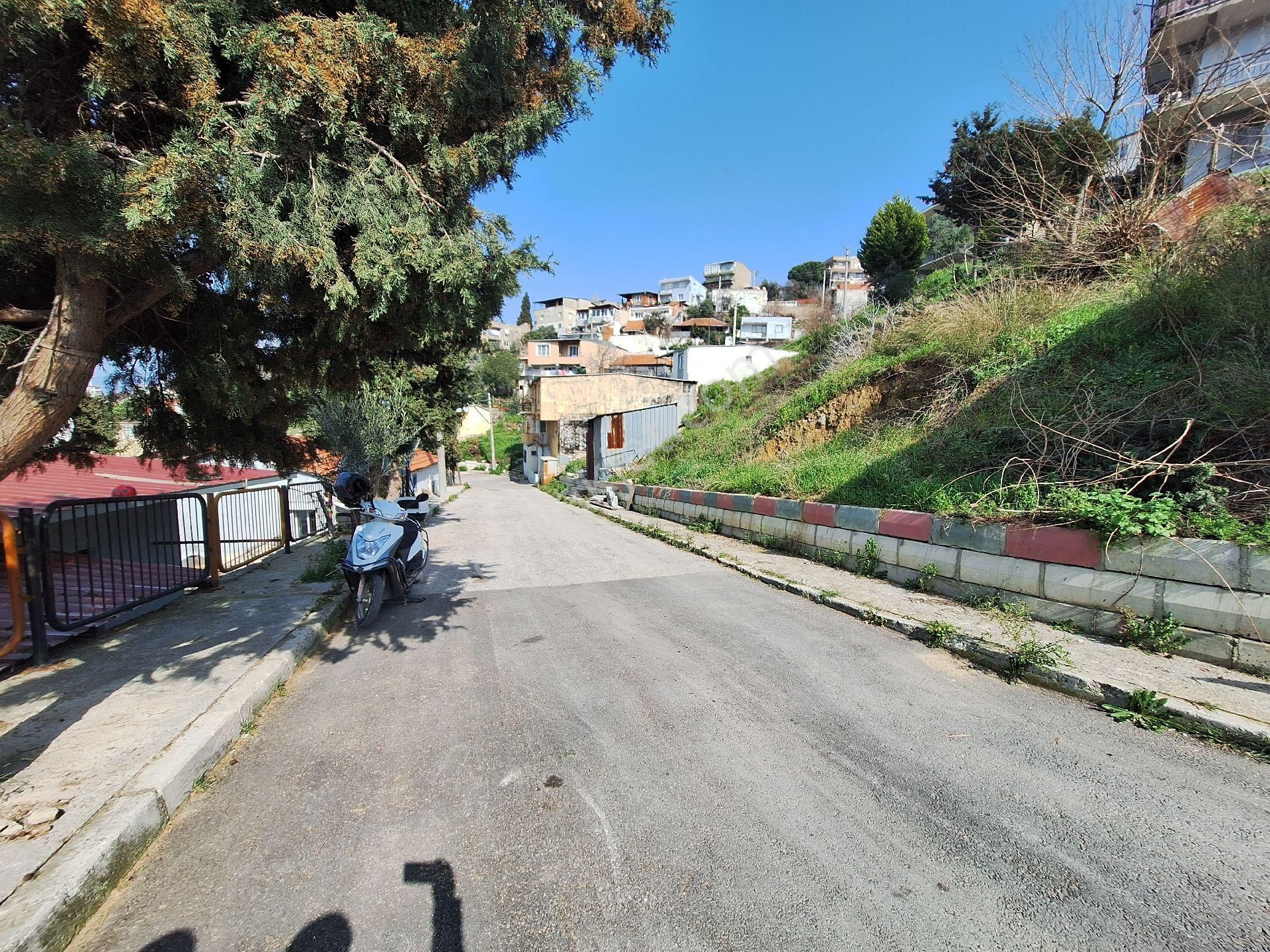 Karabağlar Ali Fuat Erdem Mahallesinde 192 M2 Satılık Arsa - Görsel 6