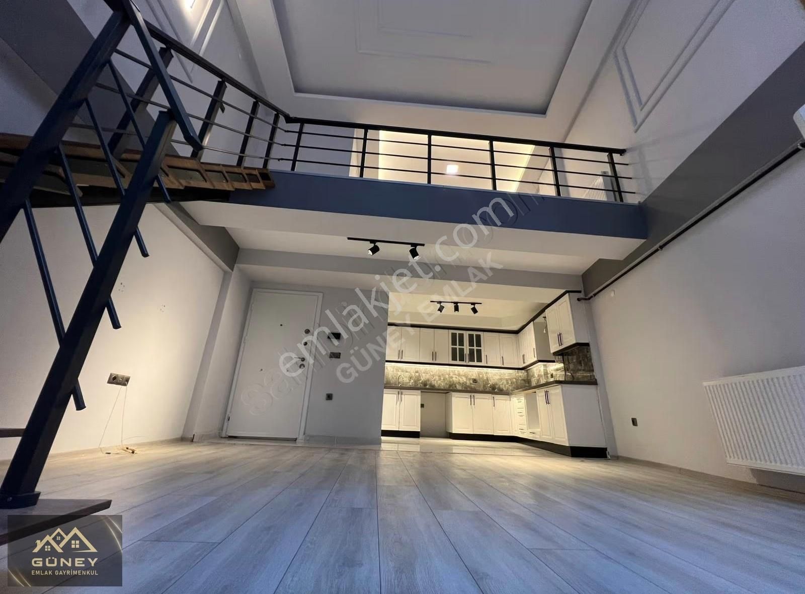 Denizevleri Sahilde Satılık 1+1 Geniş Loft Daire - Görsel 16