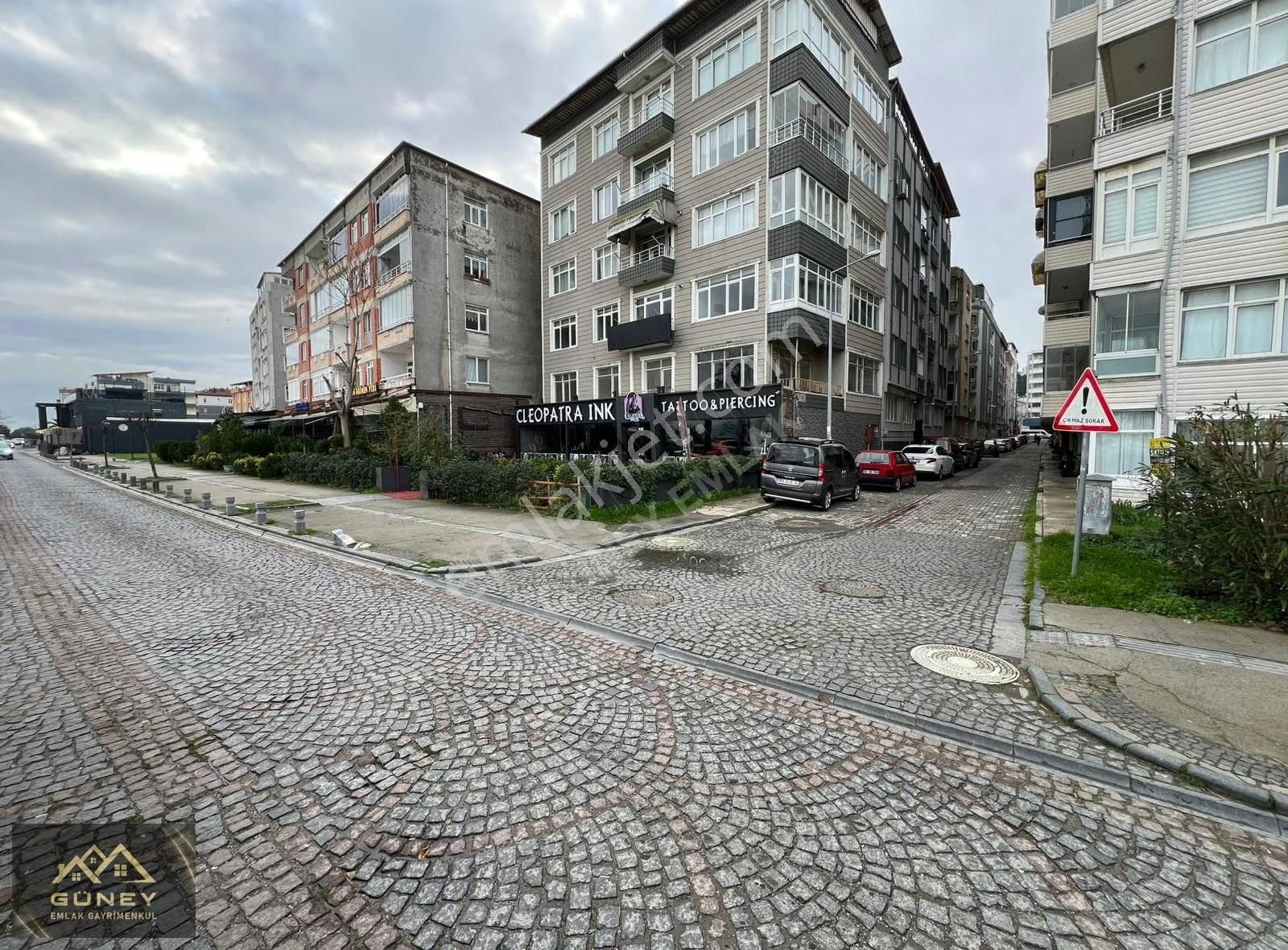 Denizevleri Sahilde Satılık 1+1 Geniş Loft Daire - Görsel 13