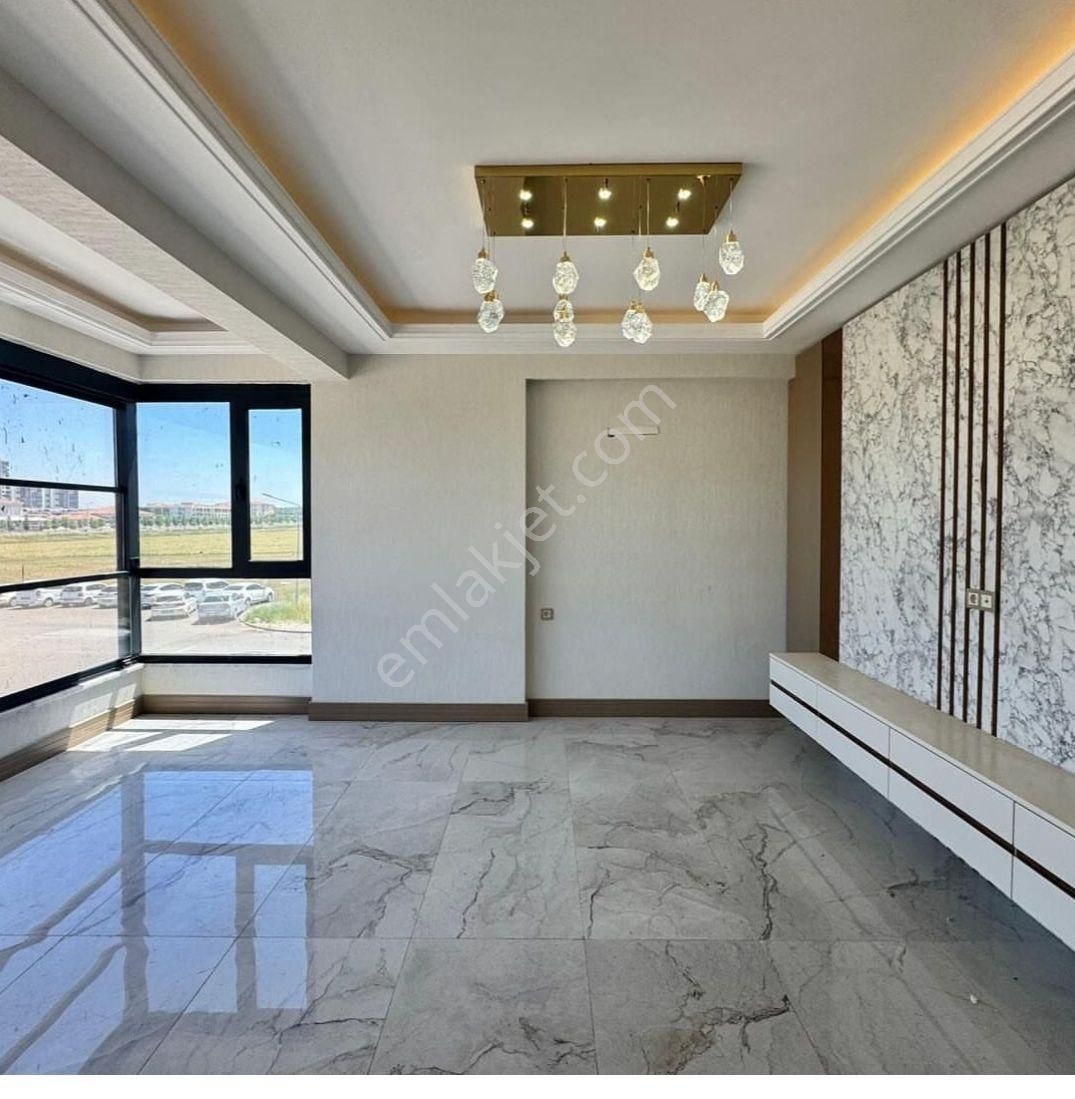 3.5+1 Lüks Daire Talaytepe - Görsel 9