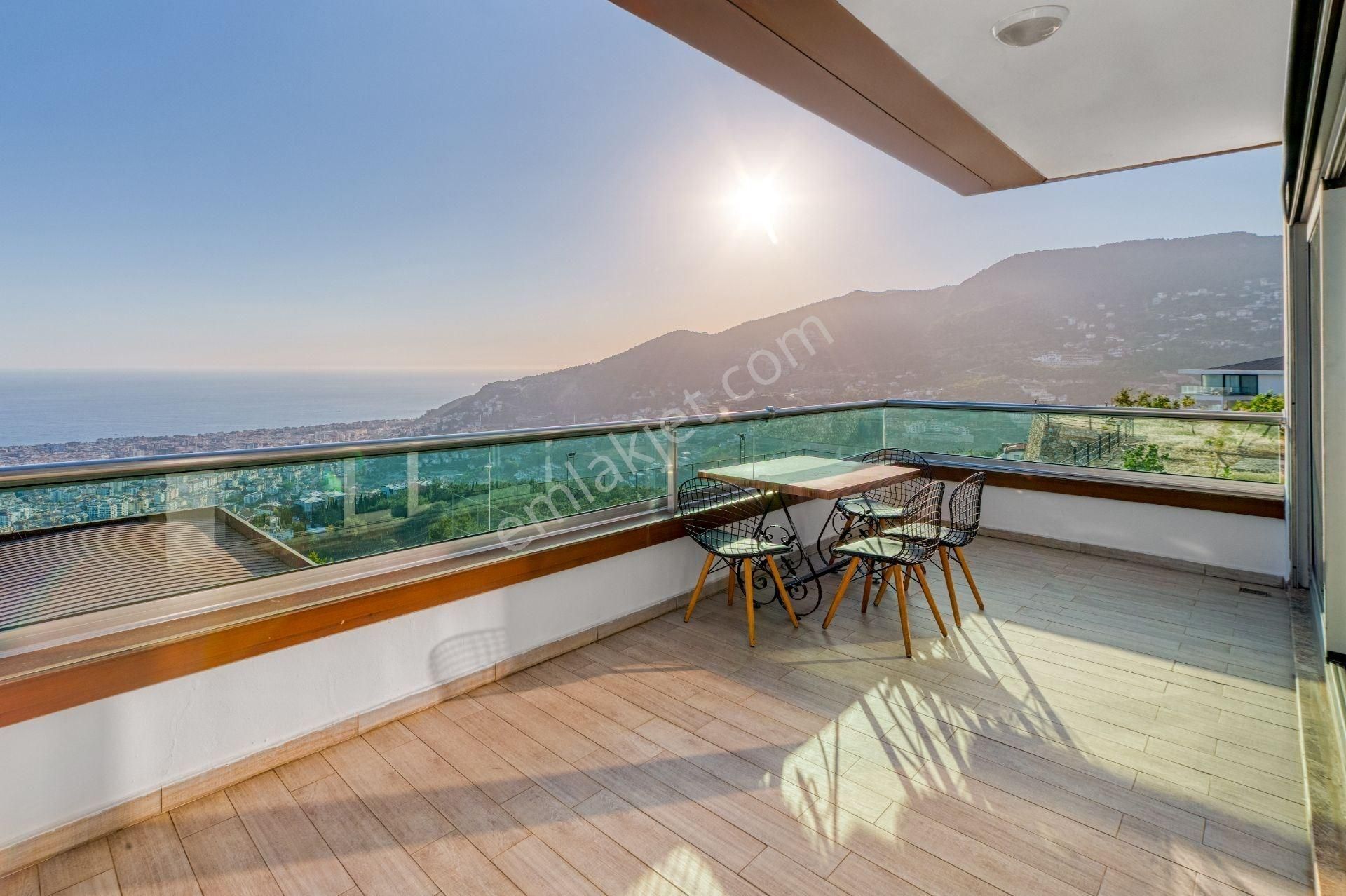 Alanya Bektaş’ta Panoramik Manzaralı, Özel Havuzlu 5+1 Lüks Tripleks Villa - Görsel 30