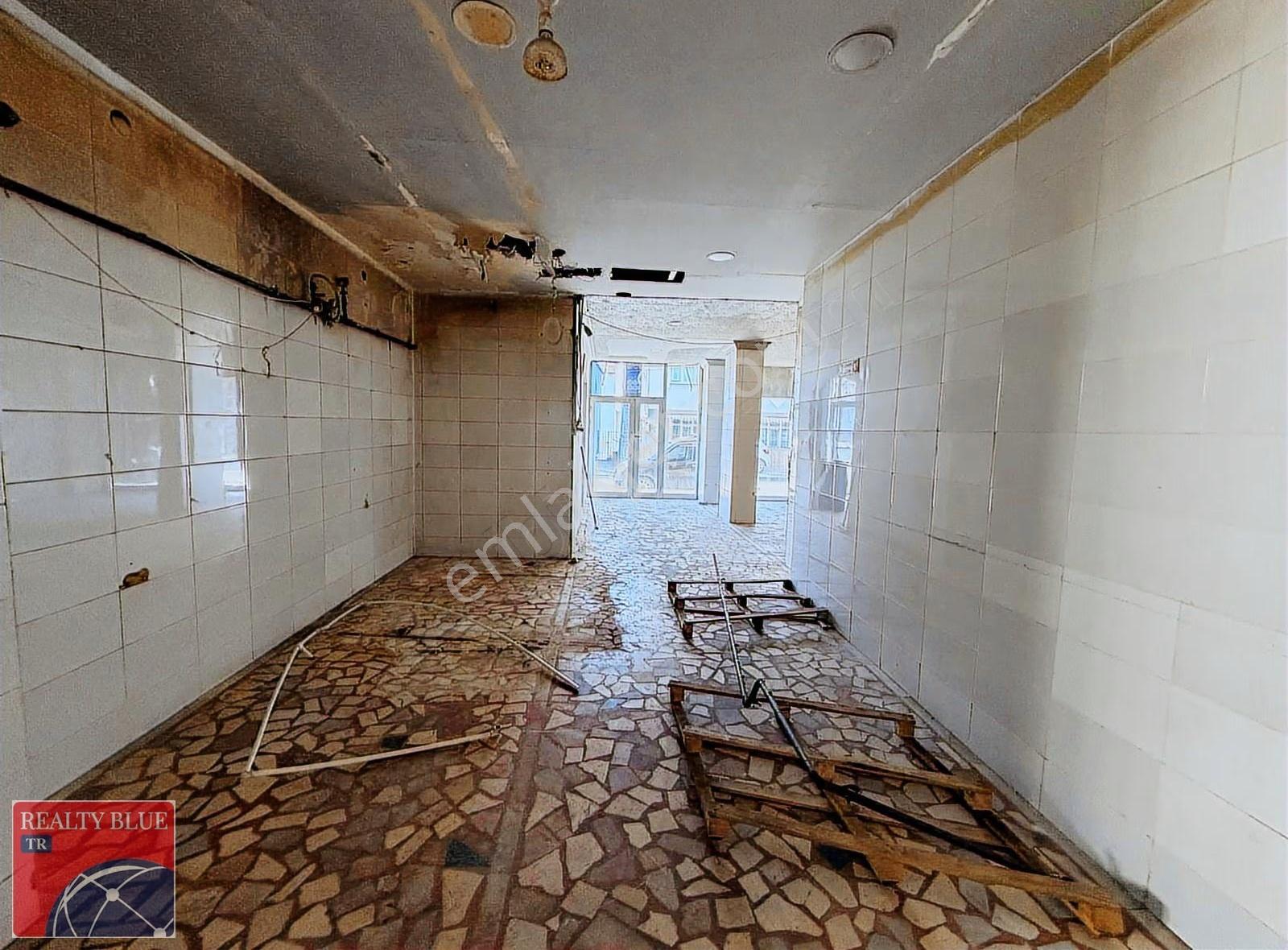 Sultanbeyli Akşemsettin Mah 165 M2 Kiralık Dükkan - Görsel 3