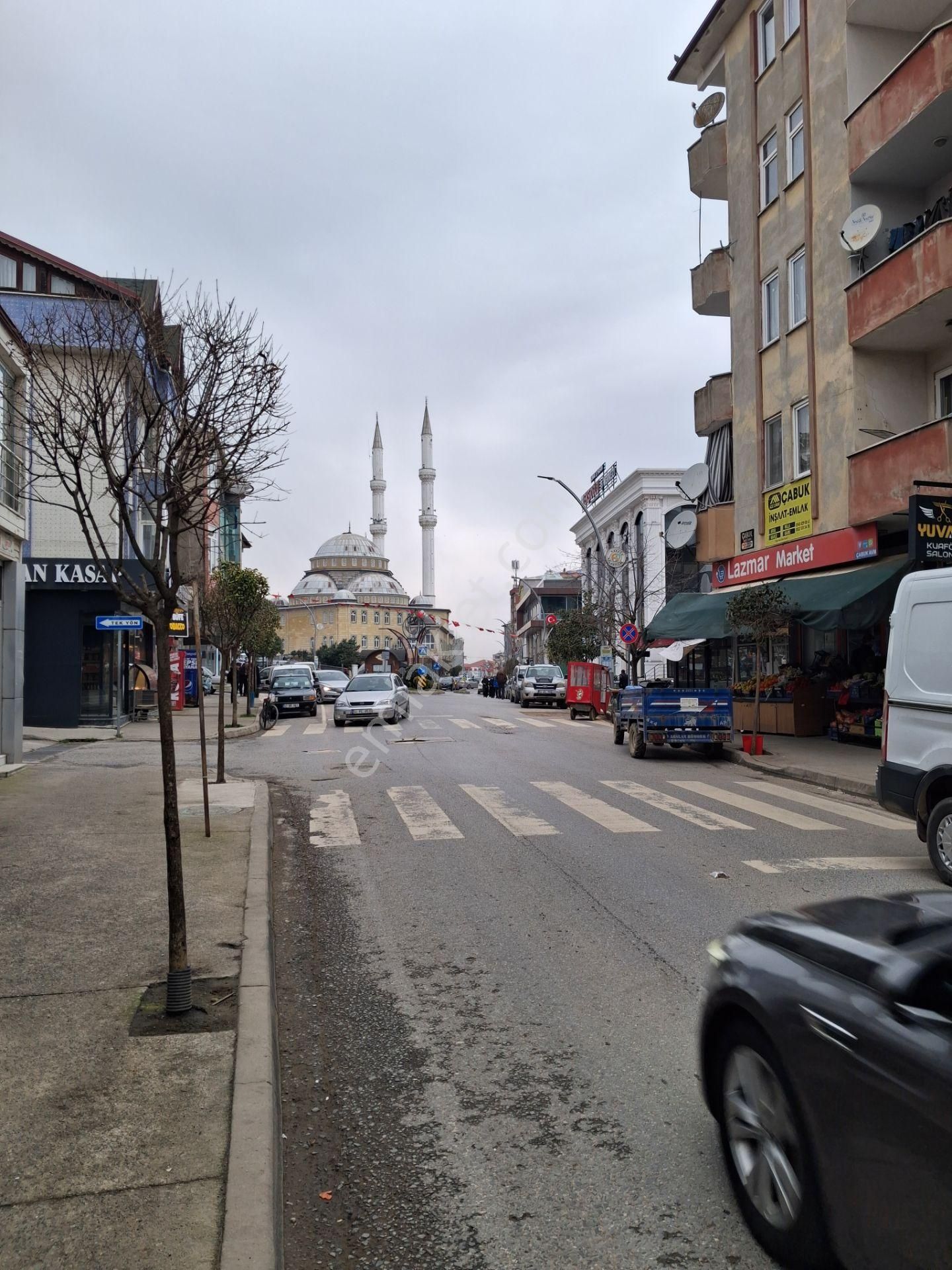 Karasu Merkezde 3+1 Geniş Satılık Daire - Görsel 27