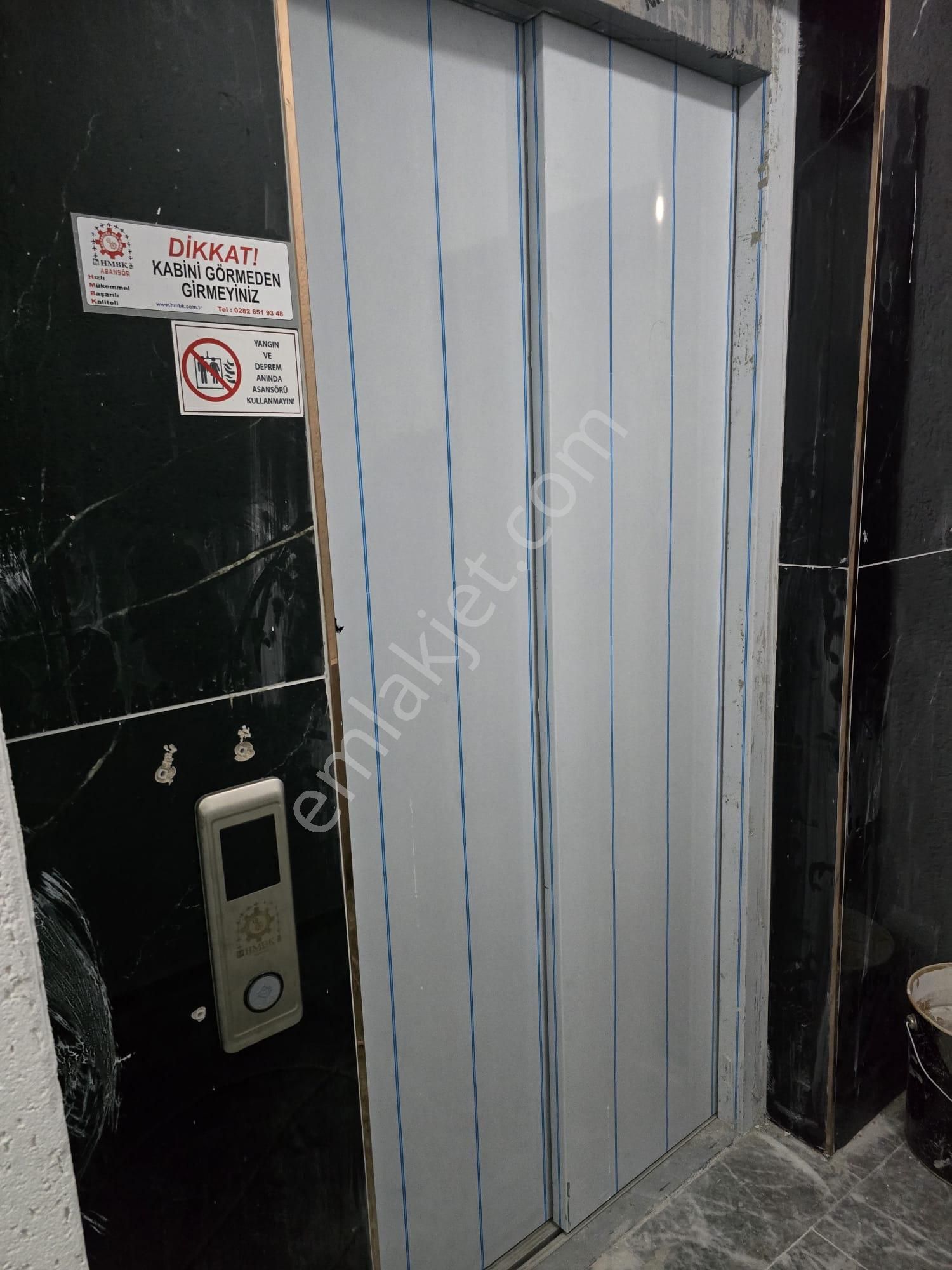 Re/max Land Den Şehsınan Da 2+1 Satılık Daıre - Görsel 10