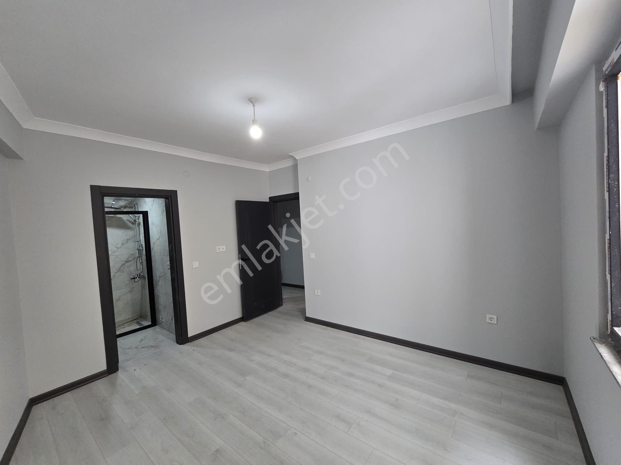 Re/max Land Den Şehsınan Da 2+1 Satılık Daıre - Görsel 13