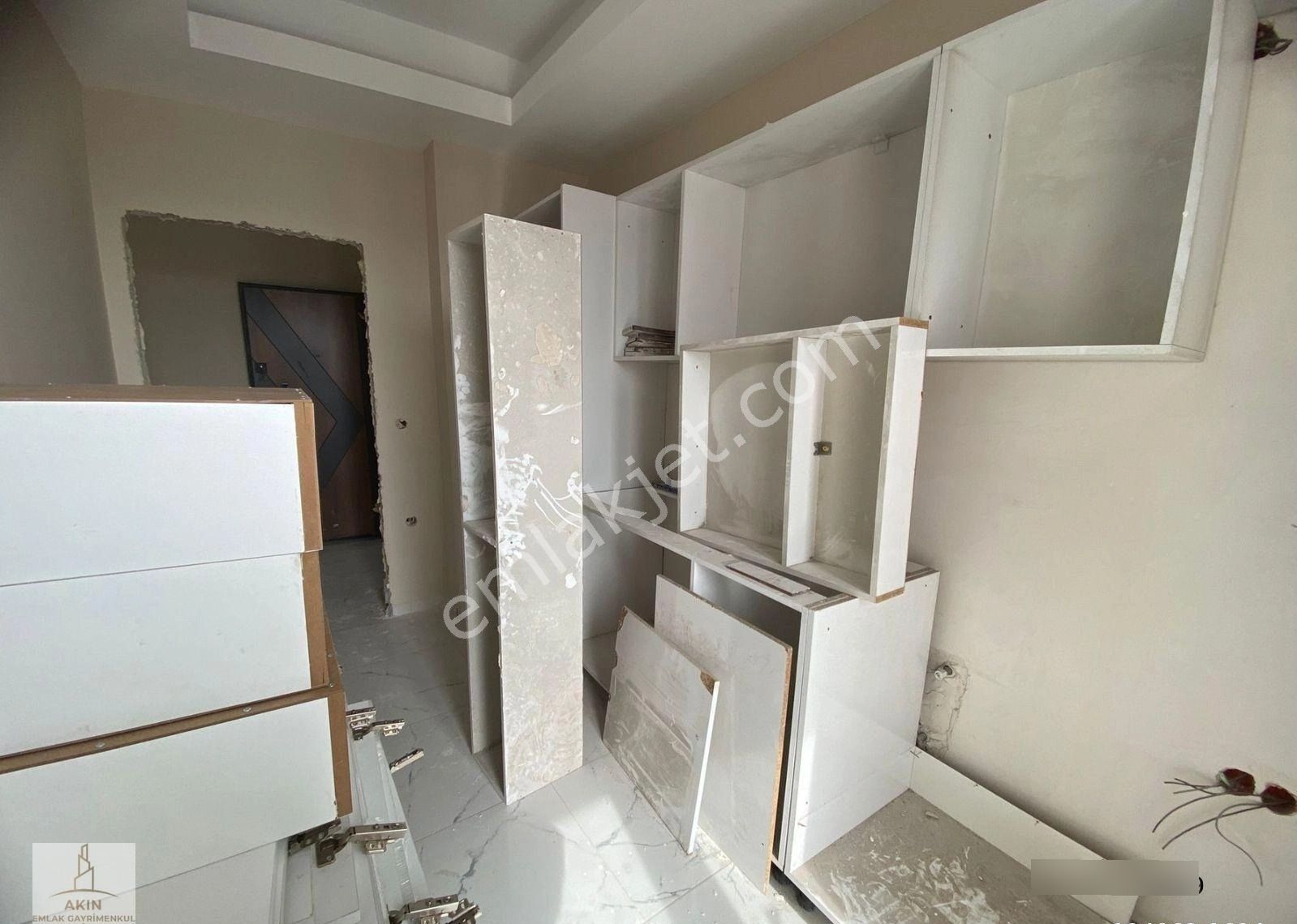 Küçükçekmece Halkalı'da Site İçi Ön Cephe Satılık 2+1 Daire - Görsel 22