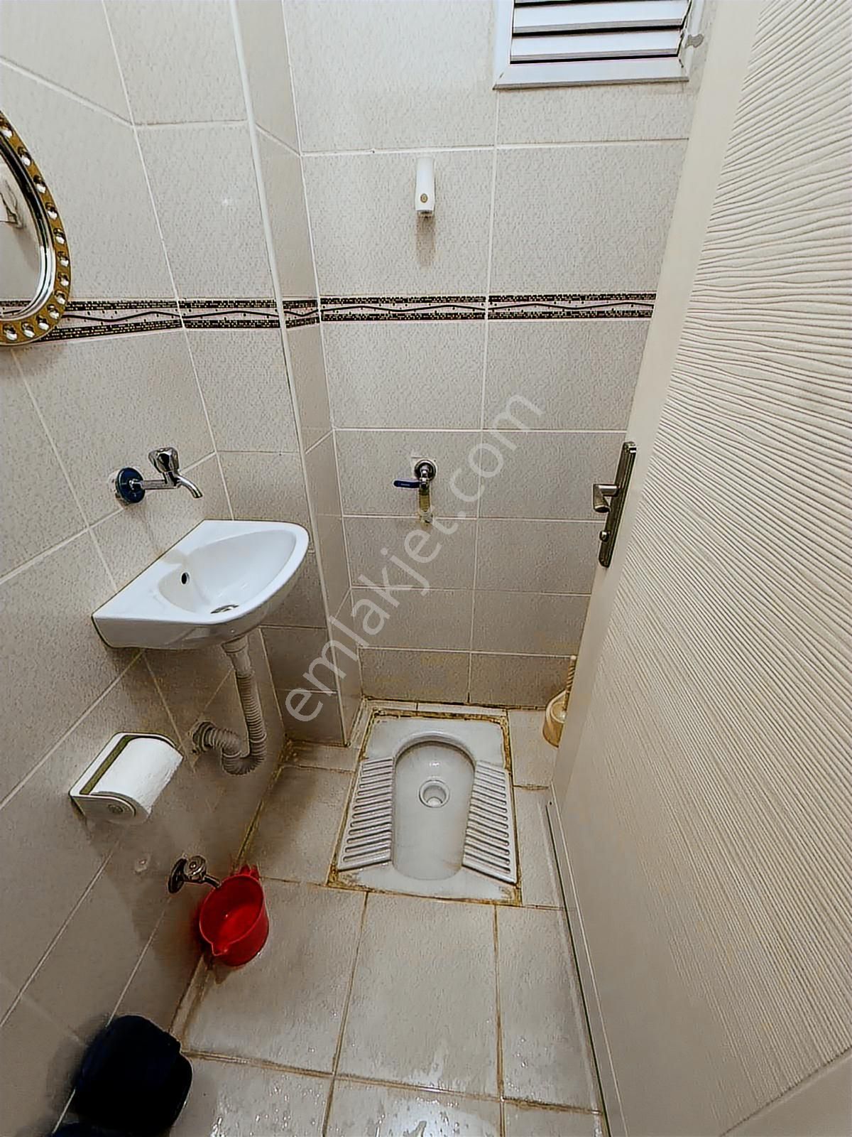 Merkezi Lokasyonda Asansörlü-yapılı-ön Cephe 3+1 Daire! - Görsel 23