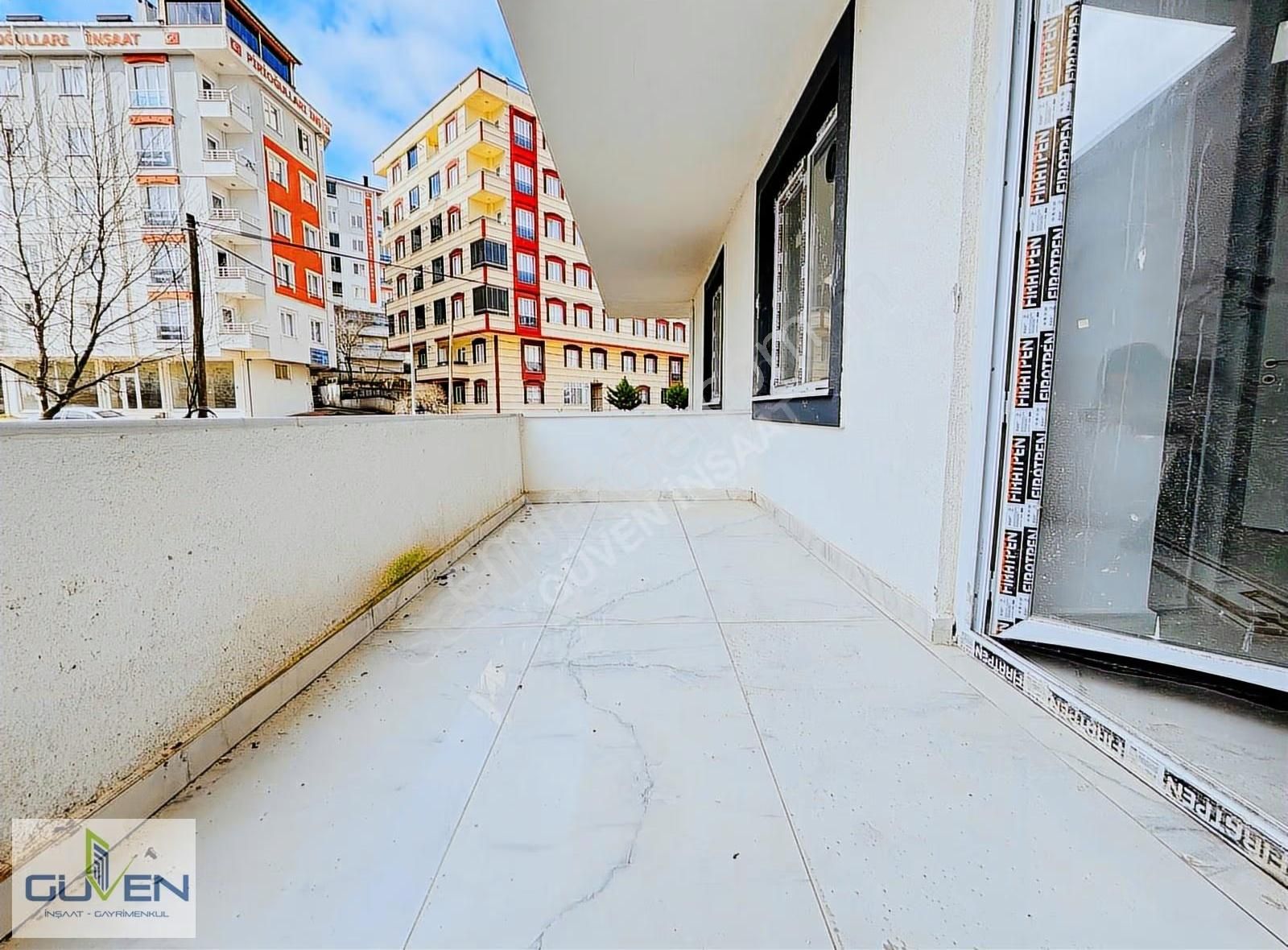 Güven'den Hızlı Tren Yanı Ebevyn Banyolu Arakat Ön Cephe 3+1 Ev! - Görsel 14