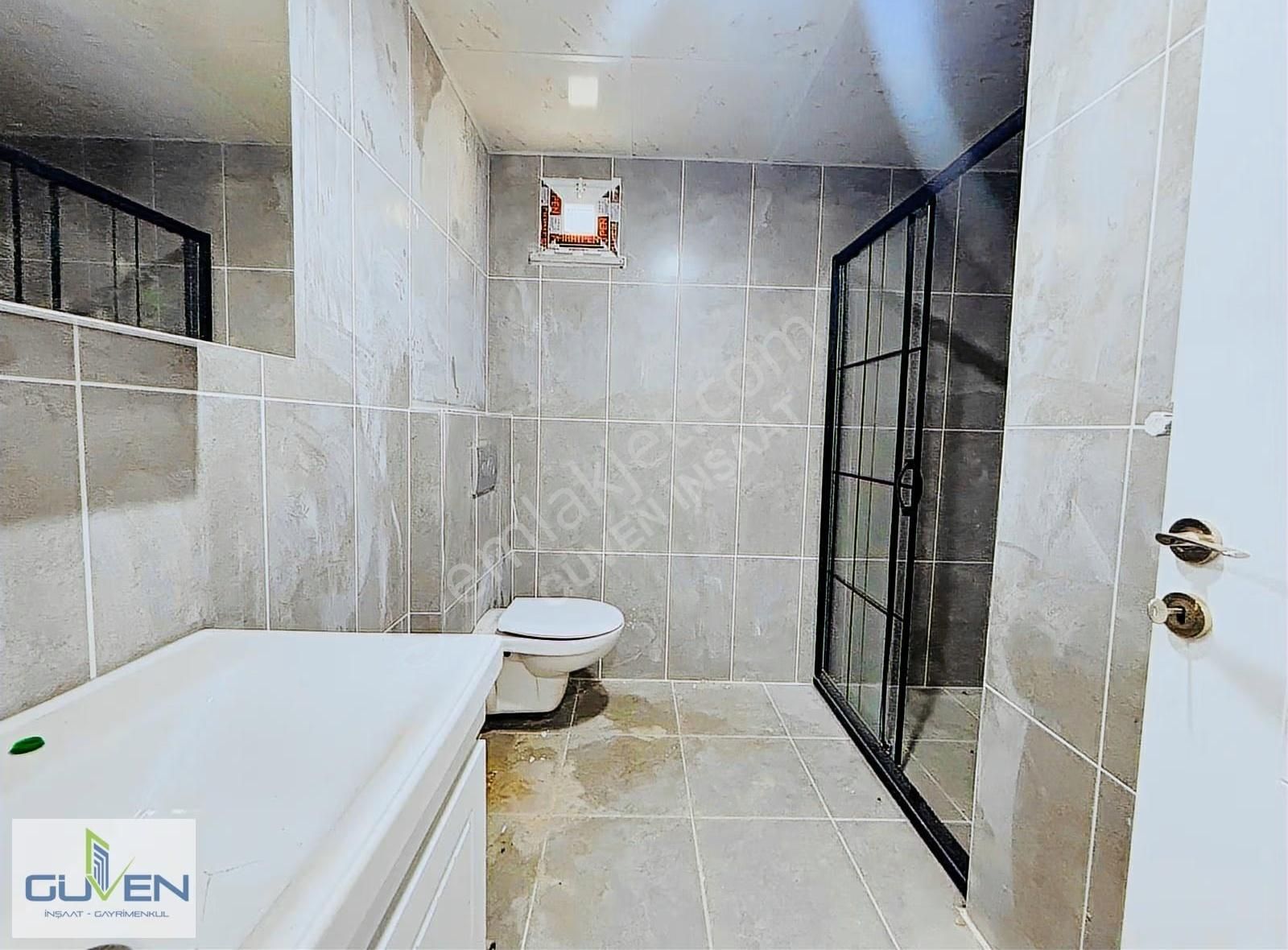 Güven'den Hızlı Tren Yanı Ebevyn Banyolu Arakat Ön Cephe 3+1 Ev! - Görsel 19