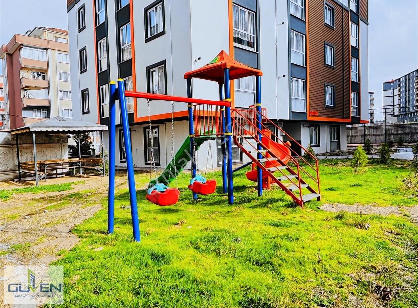 Güven'den Hızlı Tren Yanı Ebevyn Banyolu Arakat Ön Cephe 3+1 Ev! - Görsel 24