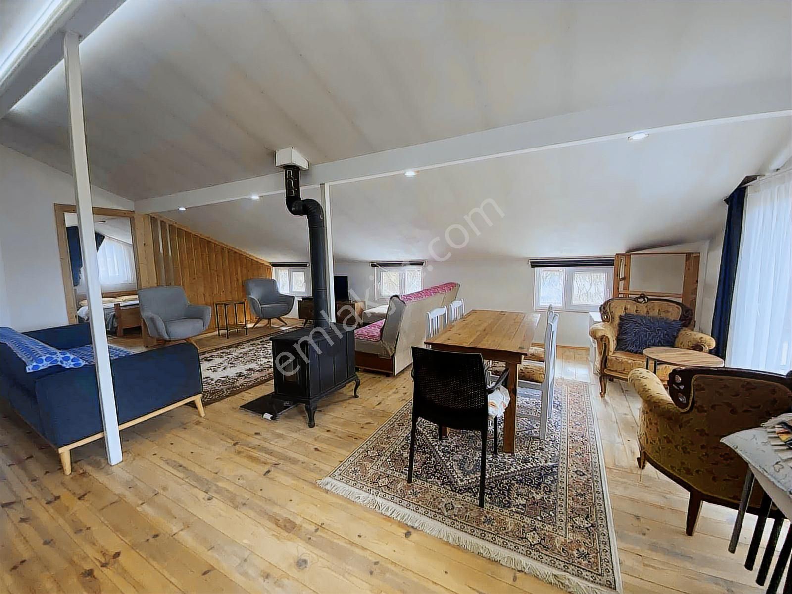 Üzümlü Mah.'de İlkon'dan Kiralık 2+1 Eşyalı Daire