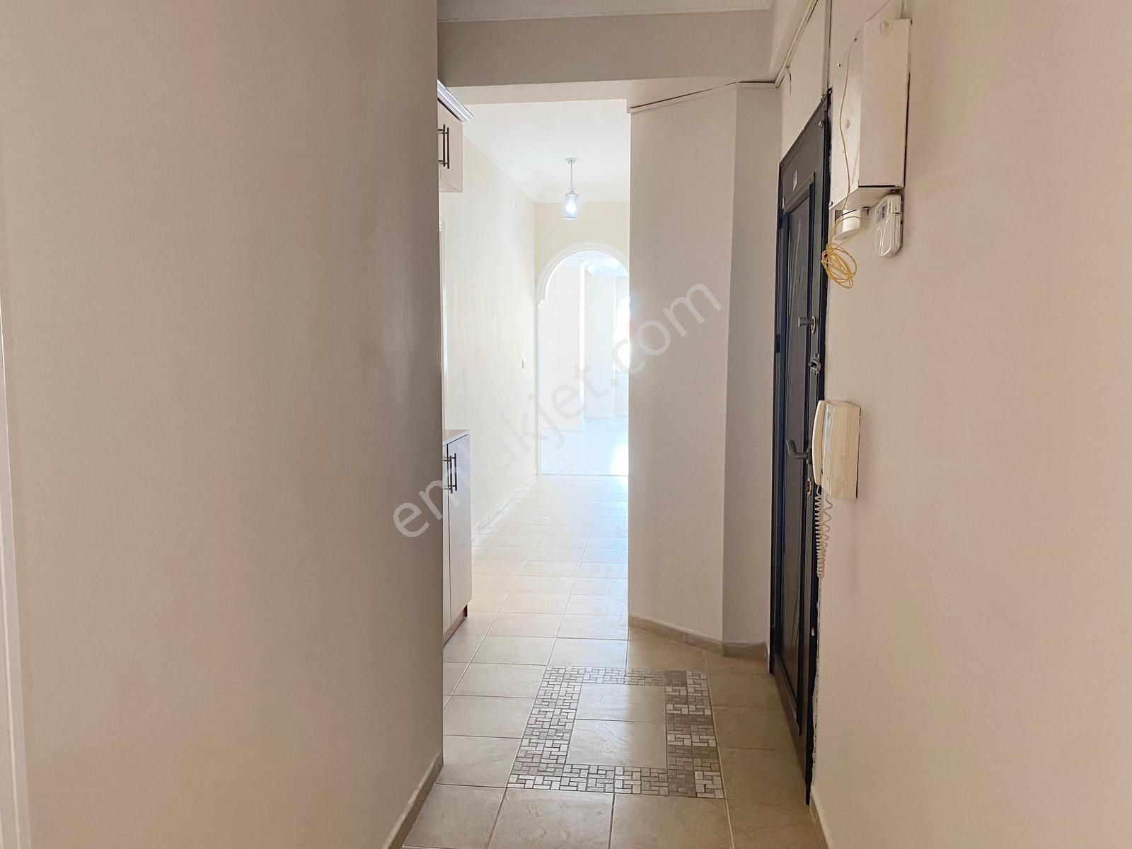 Antalya Manavgat Hisar Caddesi Üzeri Satılık 3+1 Arakat Daire - Görsel 3