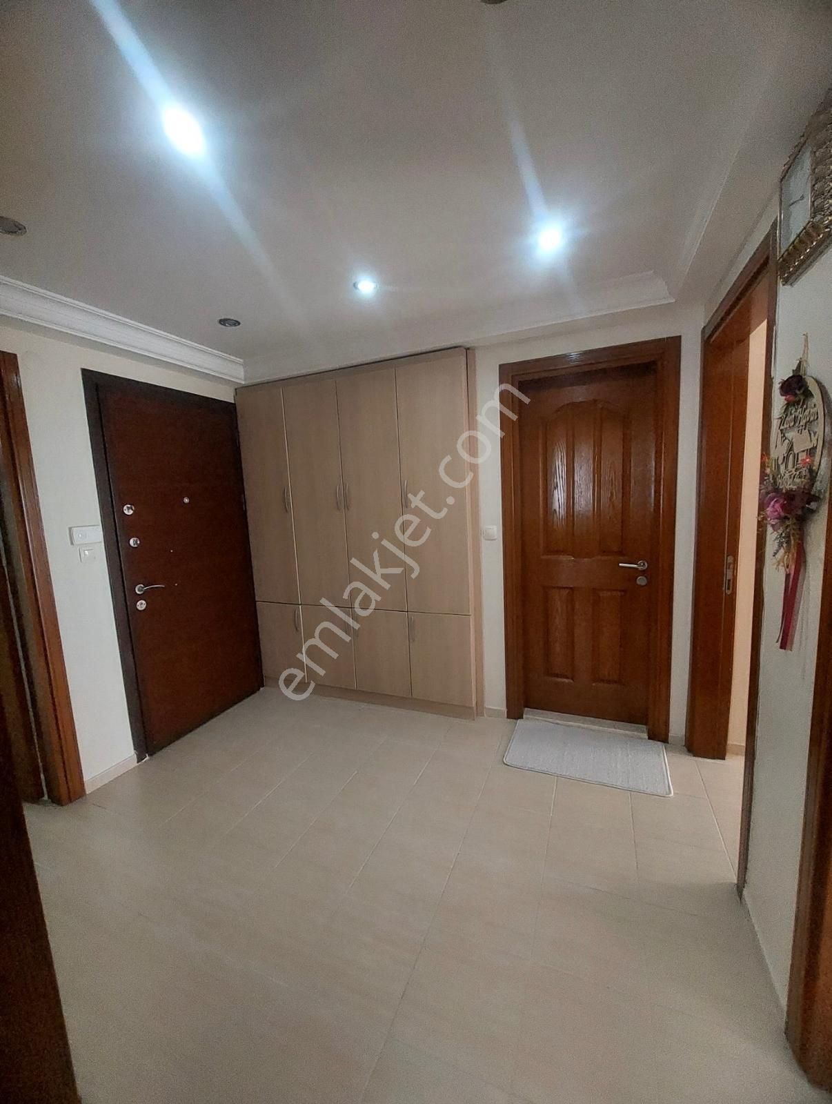 Satılık 5 Katlı Müstakil Bina İskanlı Her Katın Tapusu Ayrı Ayrı - Görsel 14