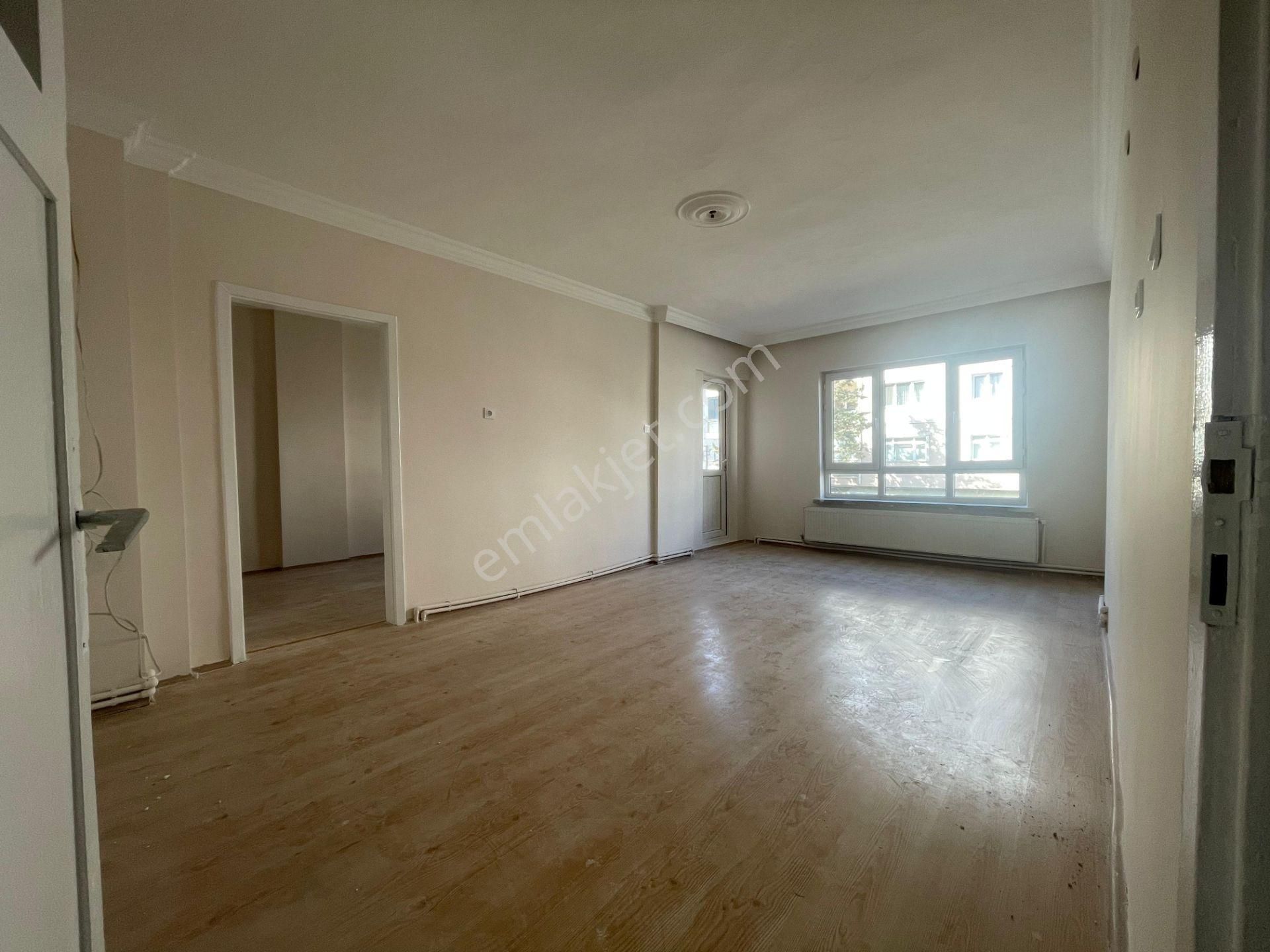 Sincan Tandoğan Mahalllesinde Çarşıya Yakın 3+1 Kiralık Daire - Görsel 7
