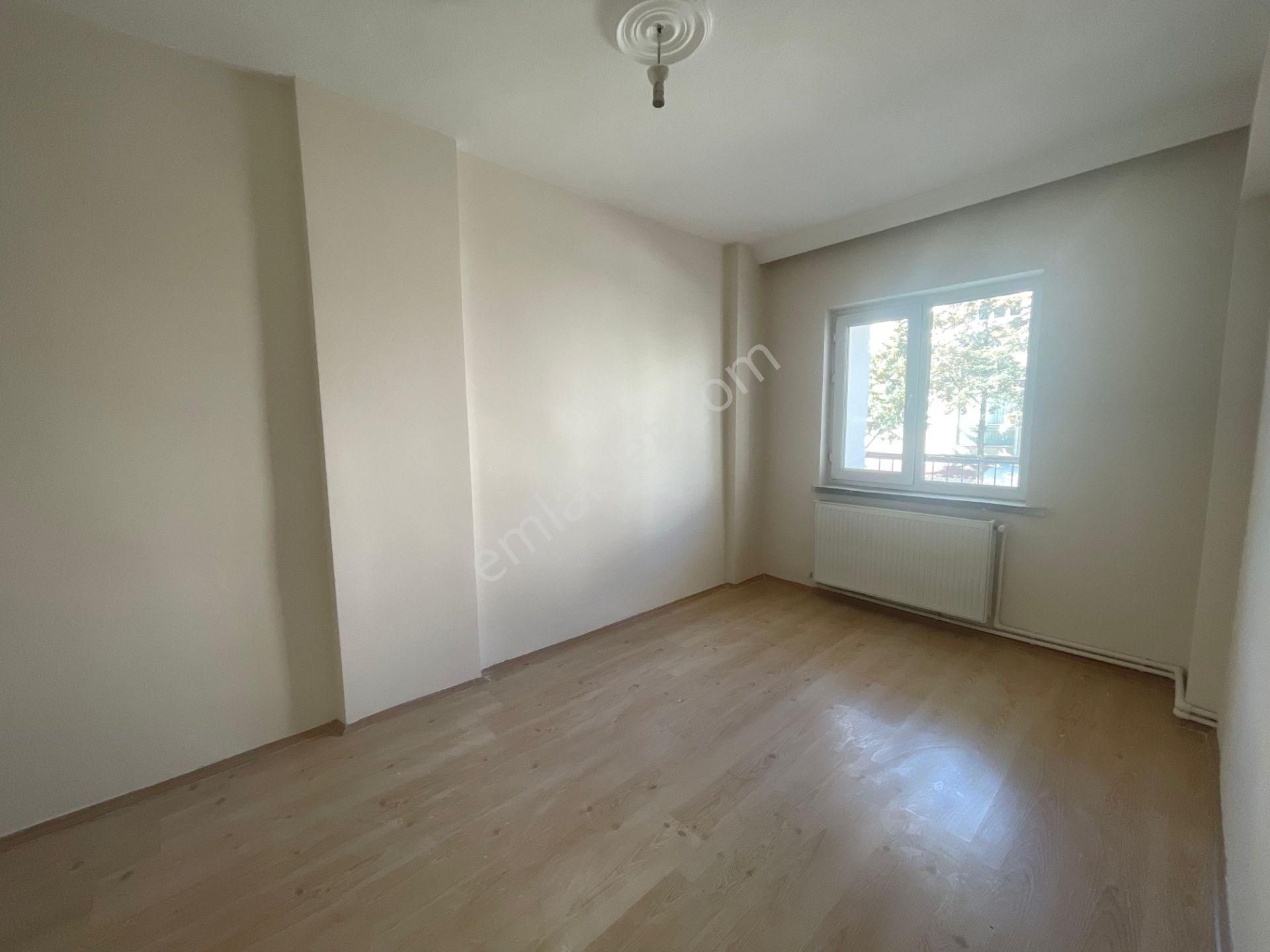Sincan Tandoğan Mahalllesinde Çarşıya Yakın 3+1 Kiralık Daire - Görsel 12
