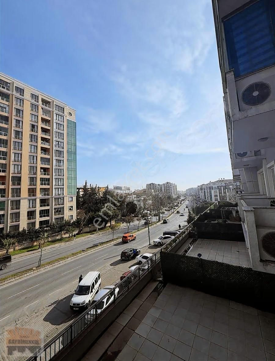 Beylıkdüzü Adnan Kahveci Satılık Daire