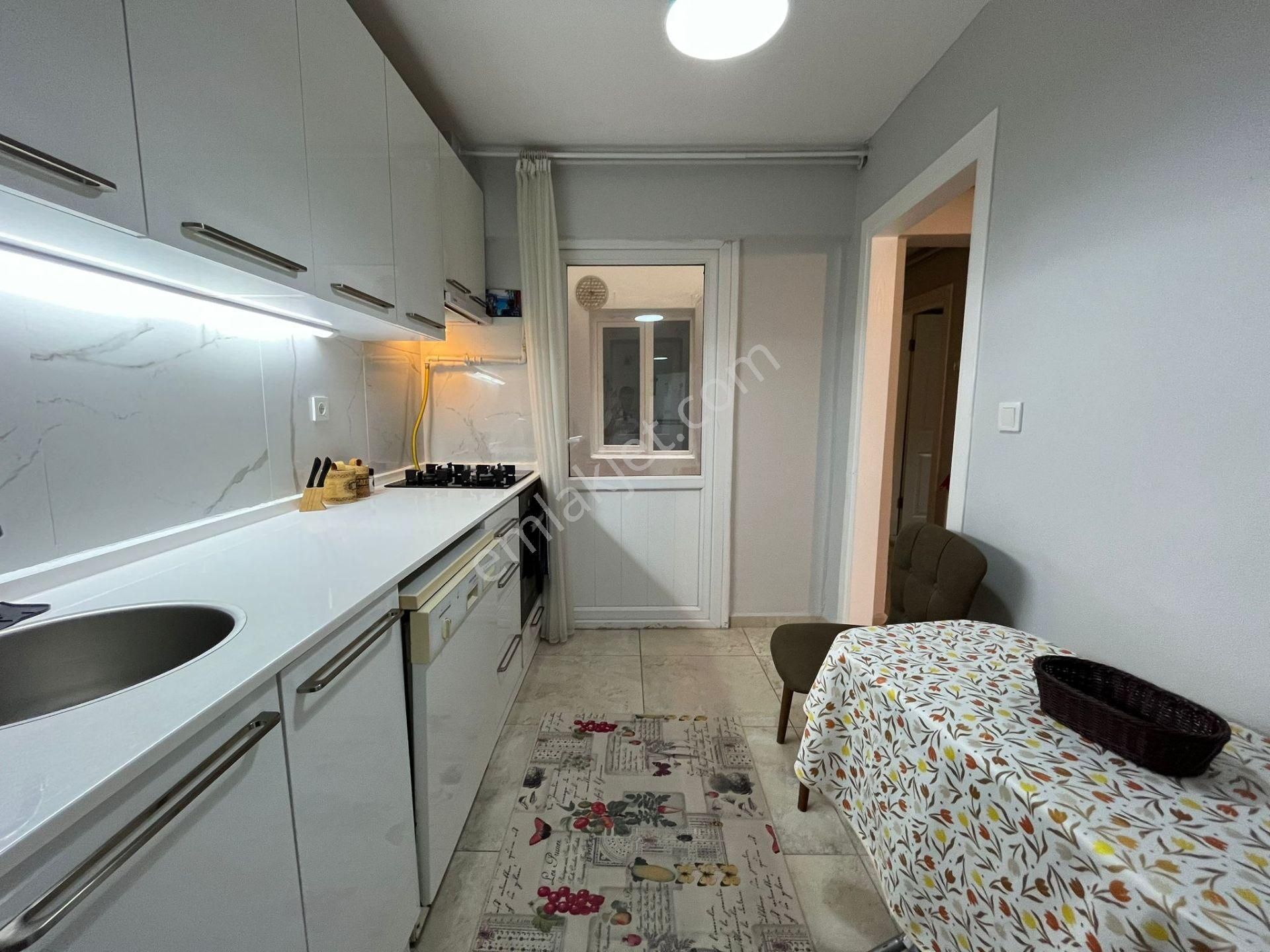 Asil'den Üçyol Cadde Ve Metro Yakını Full Yapılı Bahçeli Daire - Görsel 9