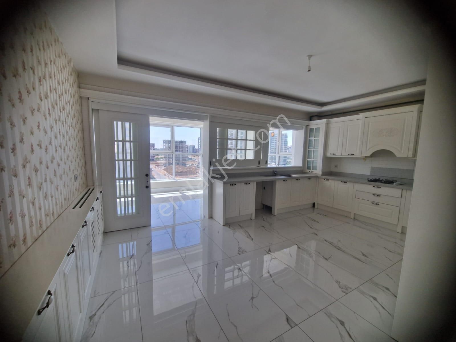 Rota Dan Tekel Kavşagında 3+1 Satılık Lüks Daire - Görsel 3