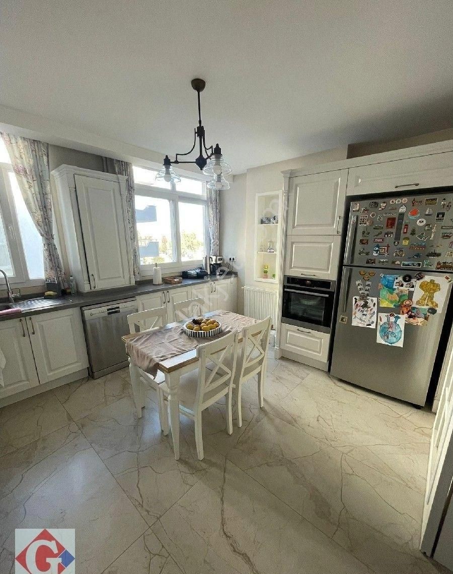 Görgün'den Toros Cad. Civarı 4+1 200m2 Gkb Otoparklı Daire - Görsel 8