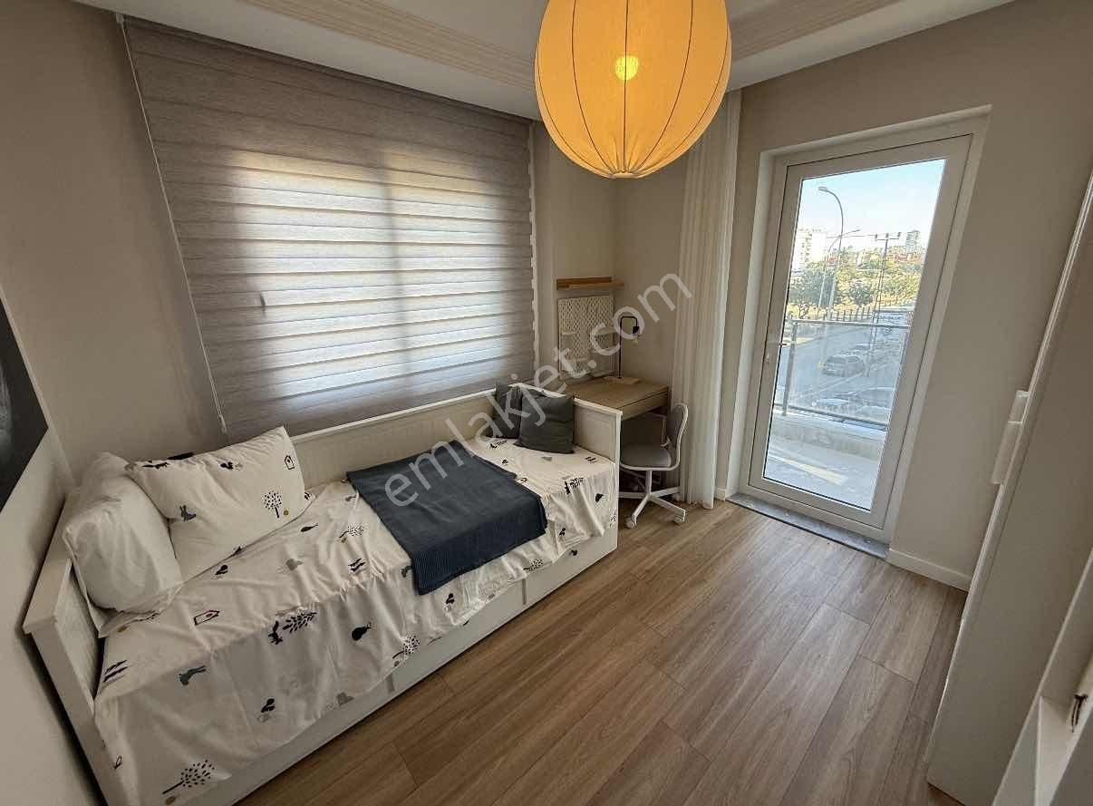 Kıyıboyu Blv Üzeri/akdeniz Okulları Yanı/site/2+1/ç.banyo/lüks ! - Görsel 6
