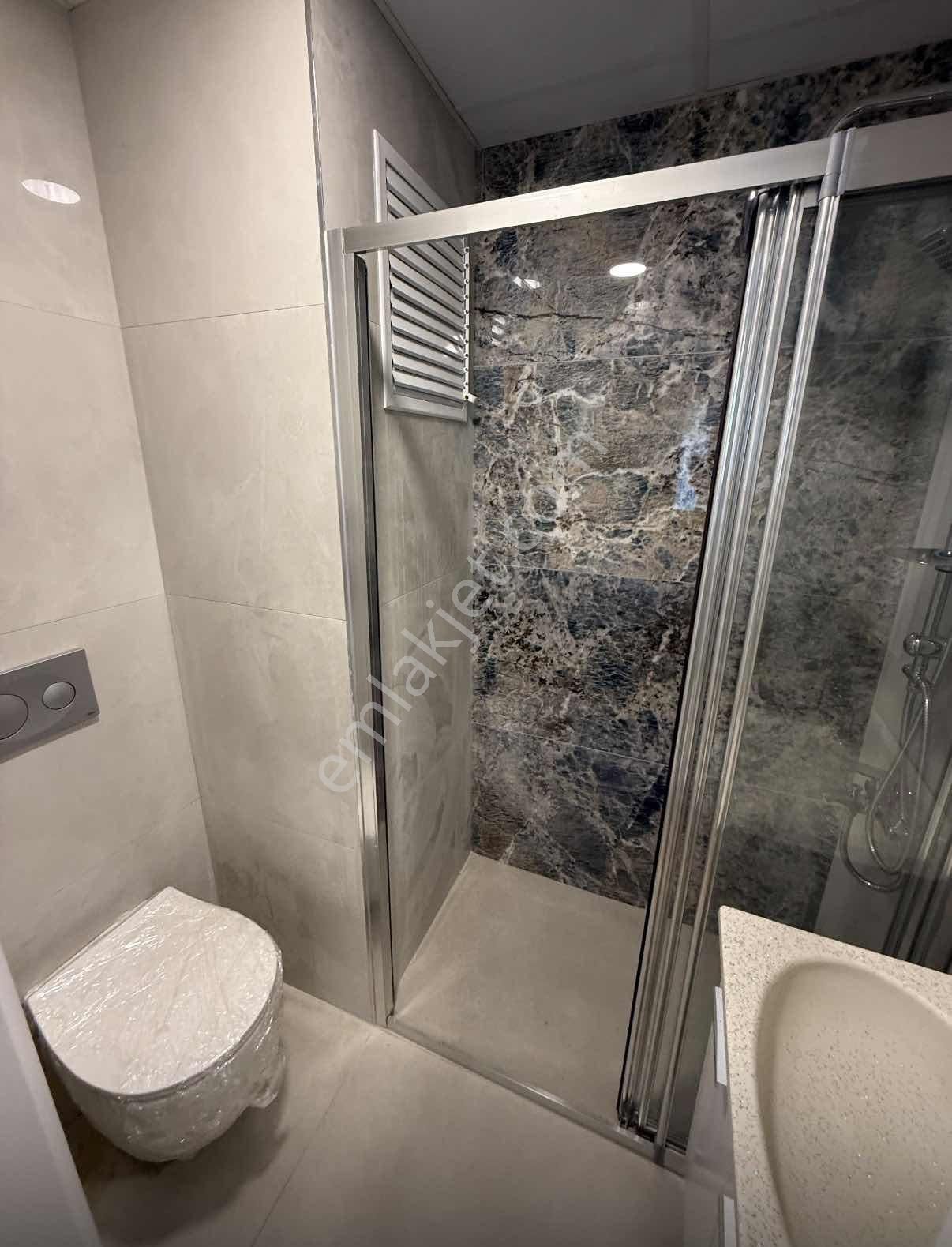 Kıyıboyu Blv Üzeri/akdeniz Okulları Yanı/site/2+1/ç.banyo/lüks ! - Görsel 8