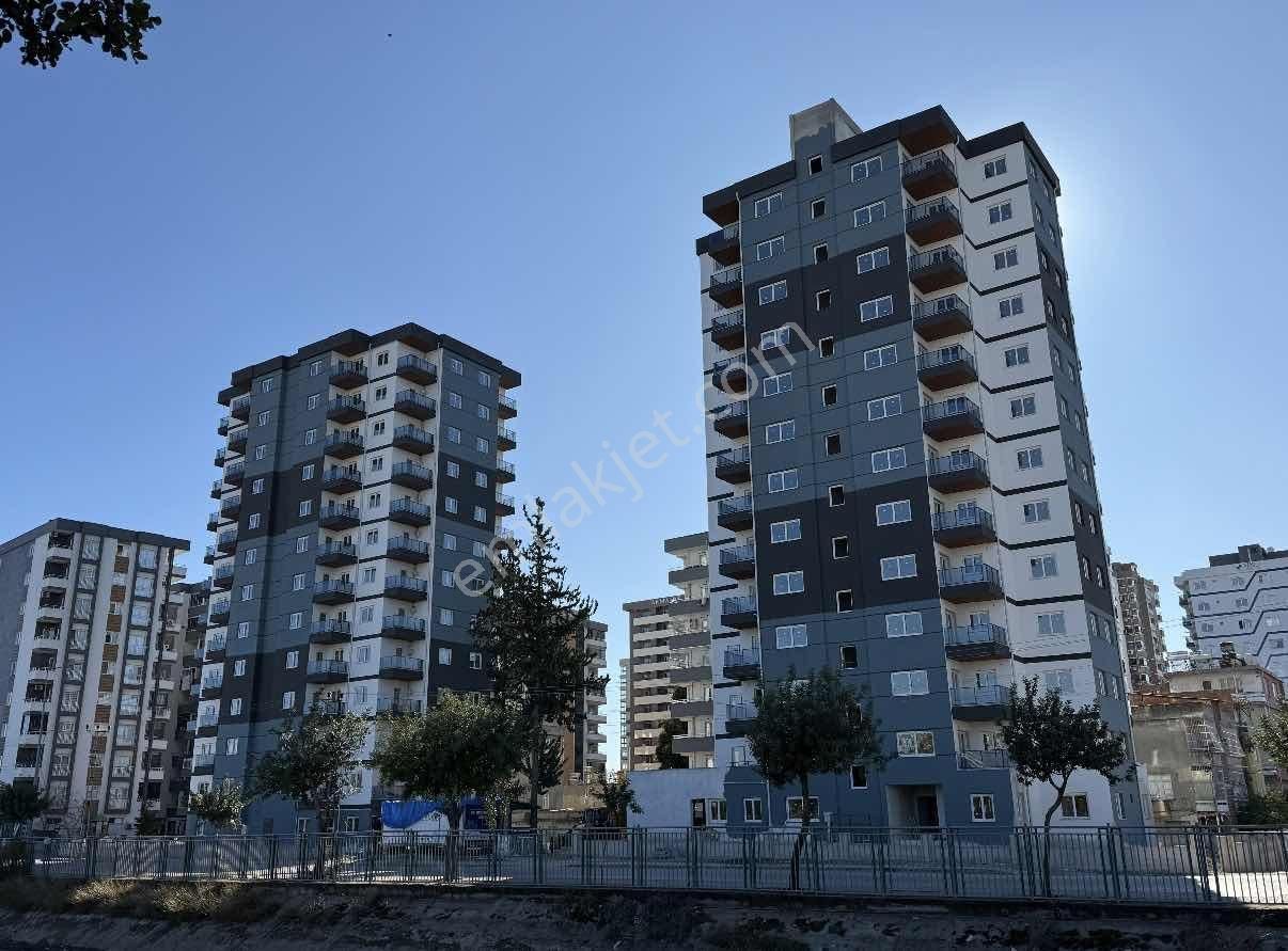 Kıyıboyu Blv Üzeri/akdeniz Okulları Yanı/site/2+1/ç.banyo/lüks ! - Görsel 30