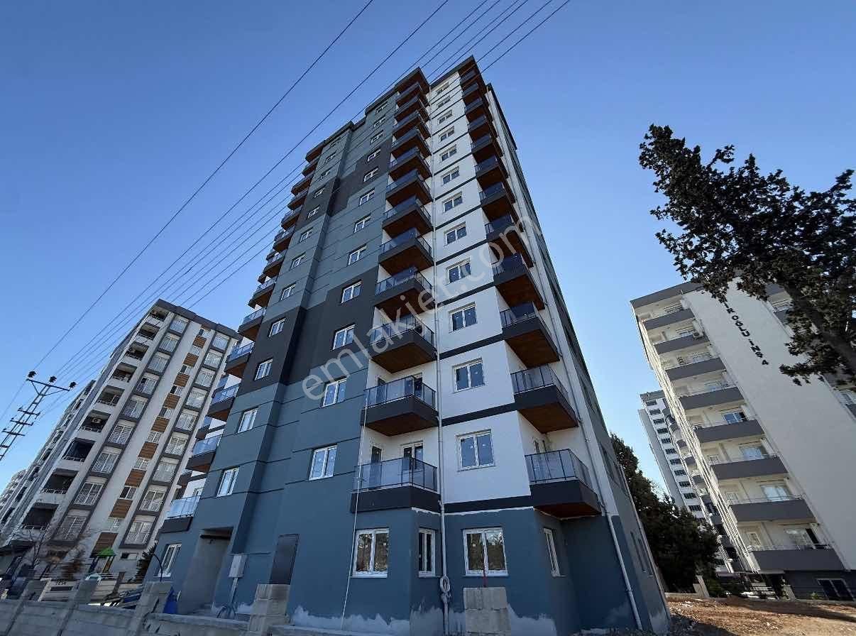 Kıyıboyu Blv Üzeri/akdeniz Okulları Yanı/site/2+1/ç.banyo/lüks ! - Görsel 5