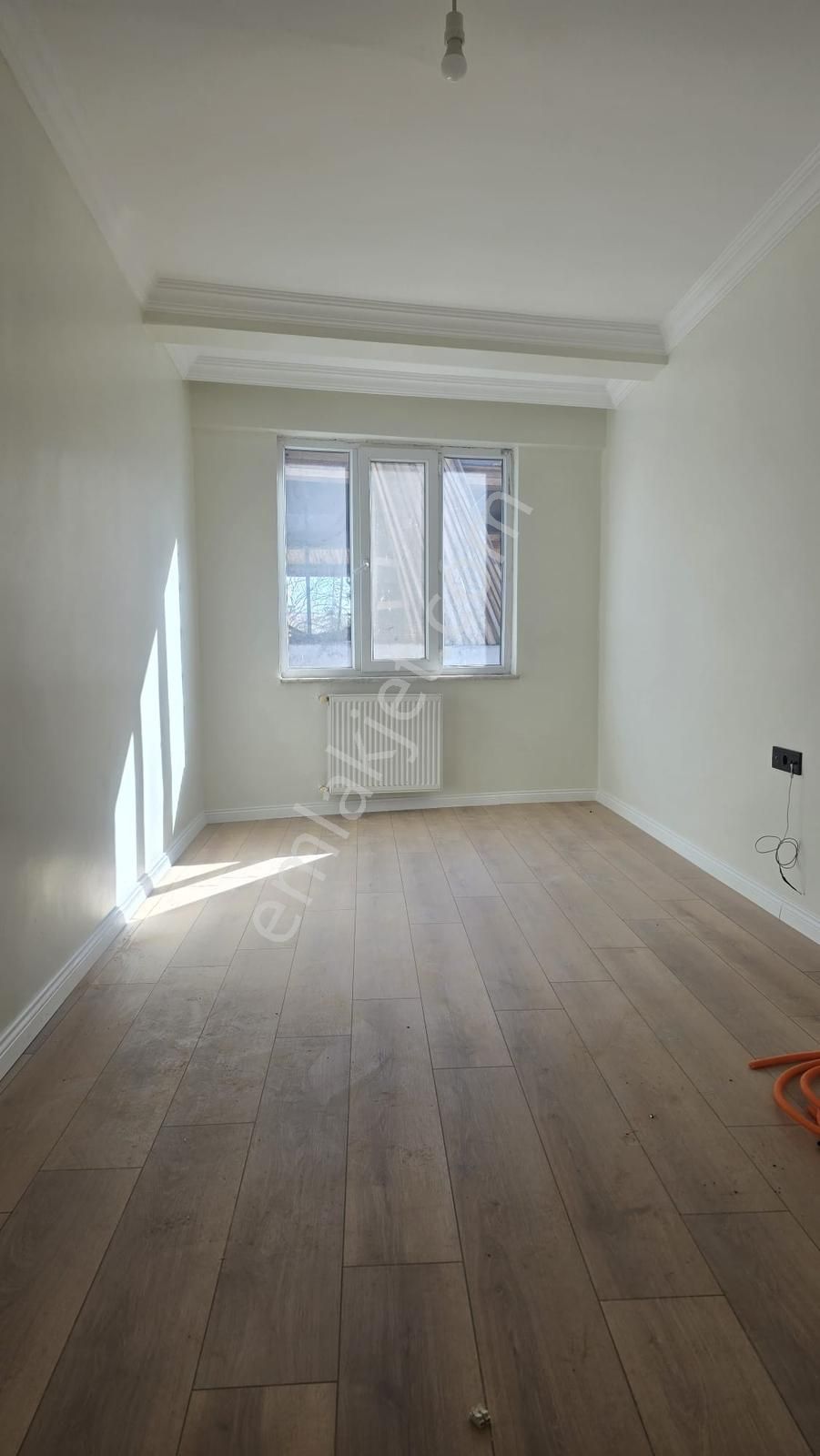 2+1 Kaplanlı Caddesi Üstünde Satılık Daire