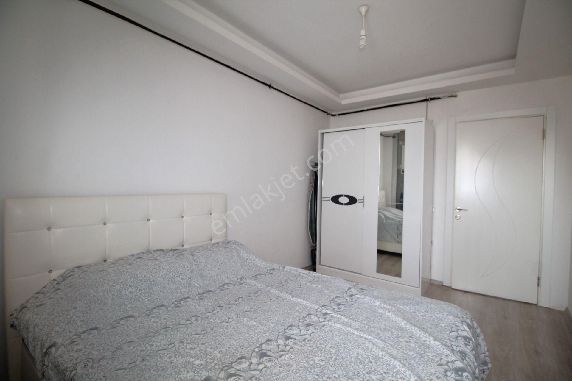 Retro’dan Üniversite Hastanesi Civarı Site İçi Doğalgazlı Kiralık 1+1 - Görsel 6