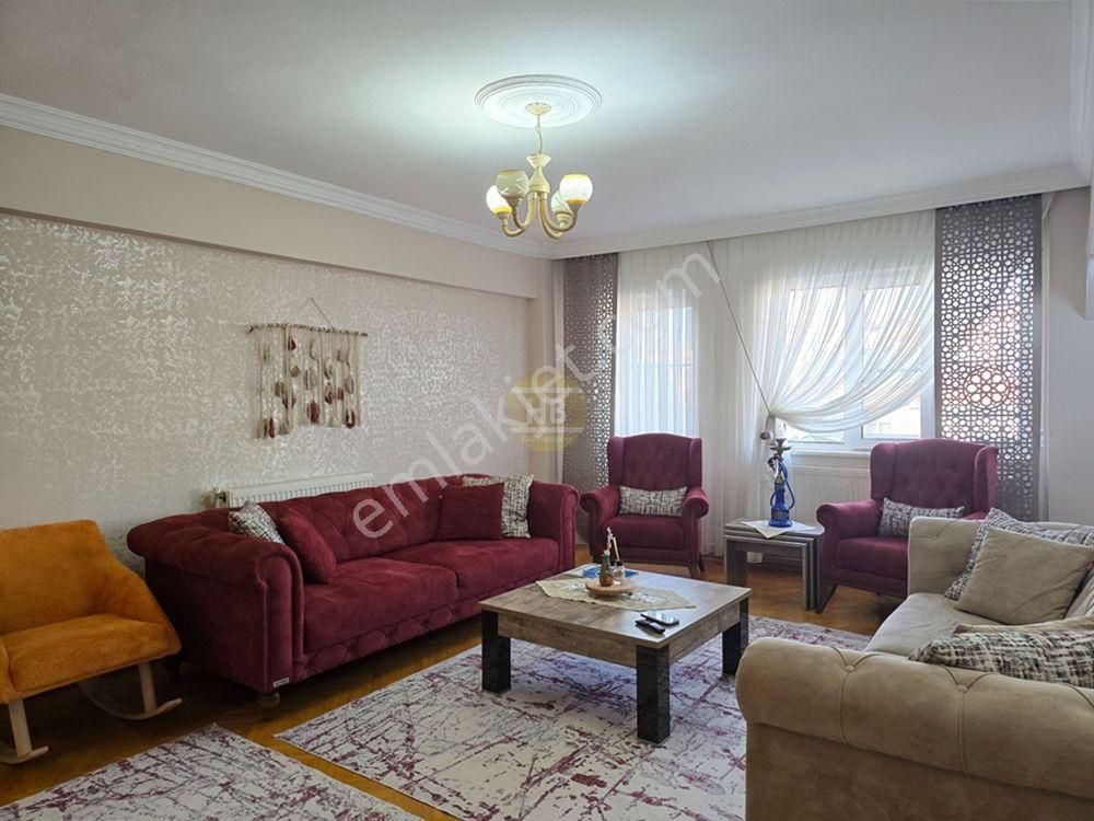 Hb'den 2+1 Satılık Daire, Cadde Üzeri Mükemmel Lokasyonda Ferah Ve Kullanışlı 150 M² - Görsel 2