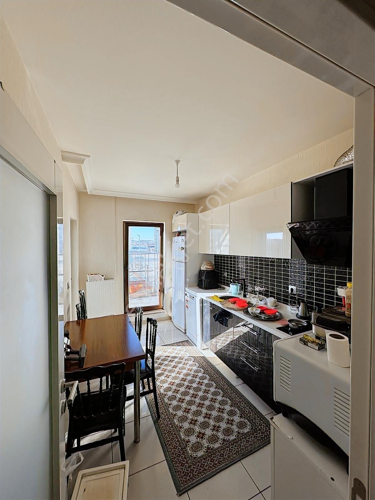 Optimum Karşısı Harika Lokasyon Bağımsız Mutfaklı 2+1 Daire - Görsel 3