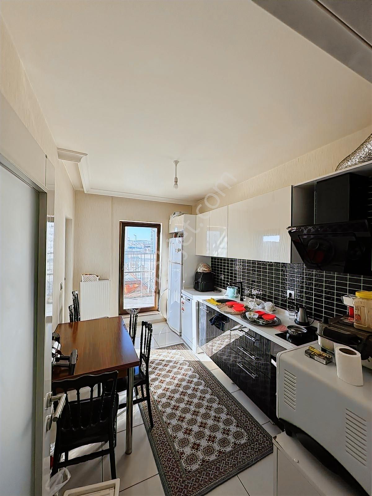 Optimum Karşısı Harika Lokasyon Bağımsız Mutfaklı 2+1 Daire - Görsel 14