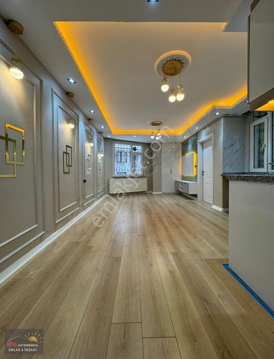 Rüya İnşaat'dan Metrobüse Yürüme Mesafesinde Satılık 2+1 Daire