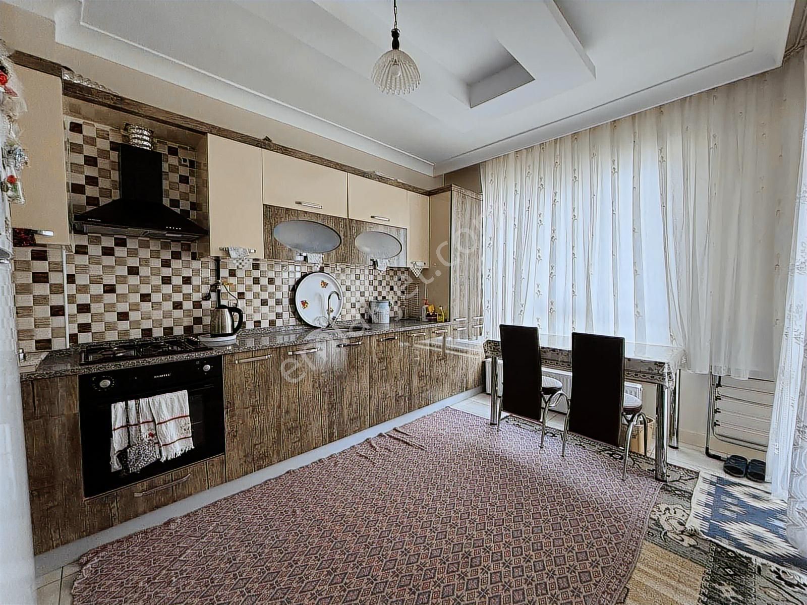 Selahattin Eyyubi Mah.de 165 M² Geniş Sıfır Ayarında 3+1 Daire - Görsel 17