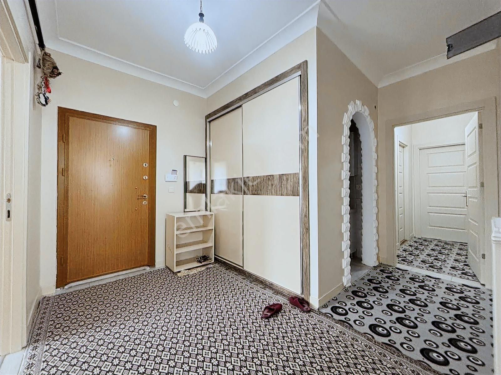 Selahattin Eyyubi Mah.de 165 M² Geniş Sıfır Ayarında 3+1 Daire - Görsel 12