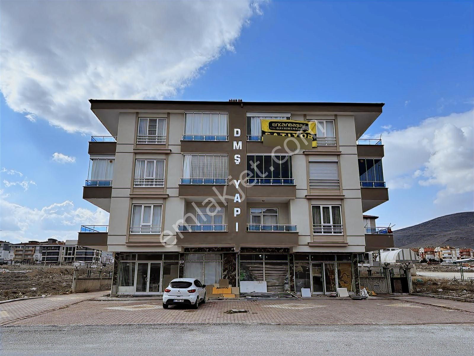 Selahattin Eyyubi Mah.de 165 M² Geniş Sıfır Ayarında 3+1 Daire