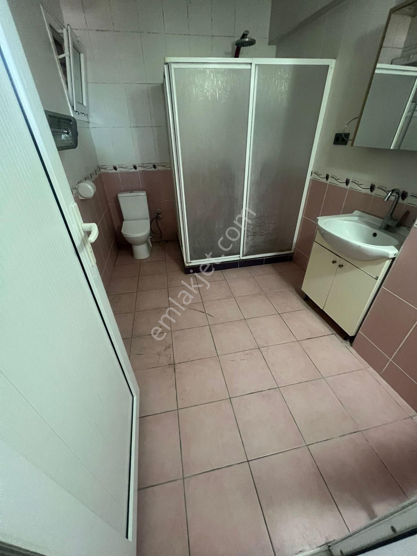 Nazilli Zafer Mahallesi’nde Ferah Ve Geniş 3+1 Kiralık Daire! - Görsel 12