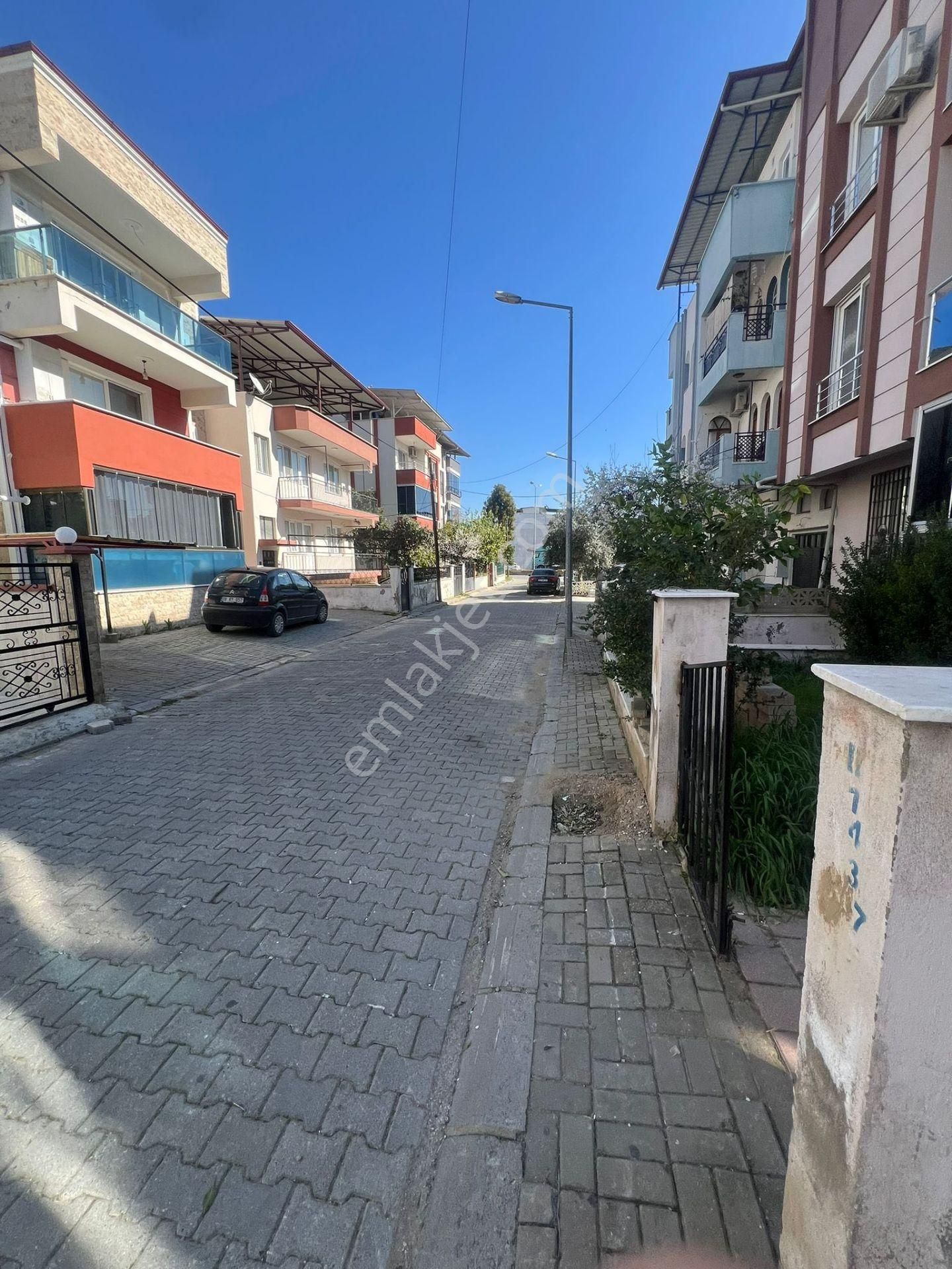 Nazilli Zafer Mahallesi’nde Ferah Ve Geniş 3+1 Kiralık Daire! - Görsel 2