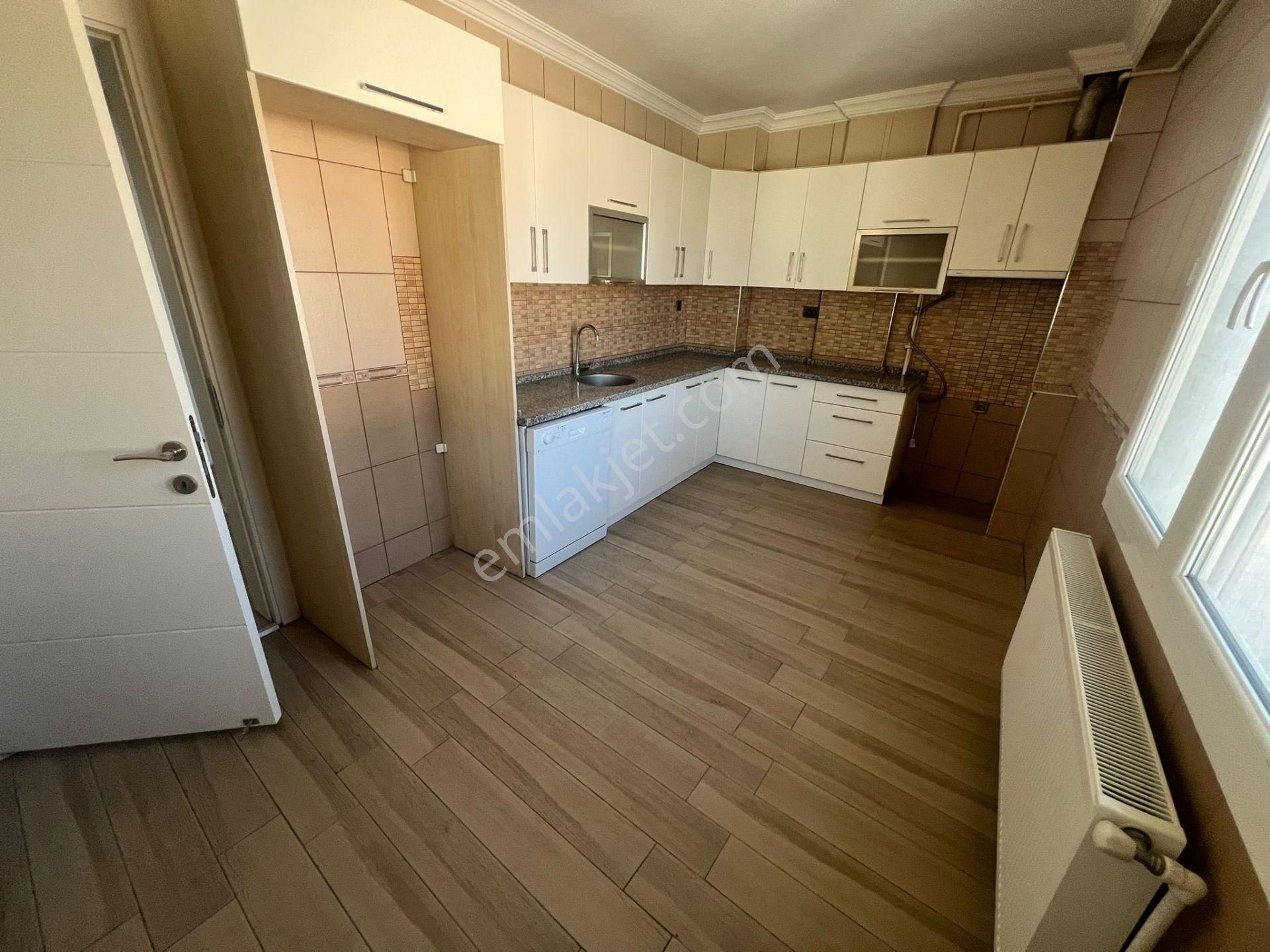 Nazilli Zafer Mahallesi’nde Ferah Ve Geniş 3+1 Kiralık Daire! - Görsel 17