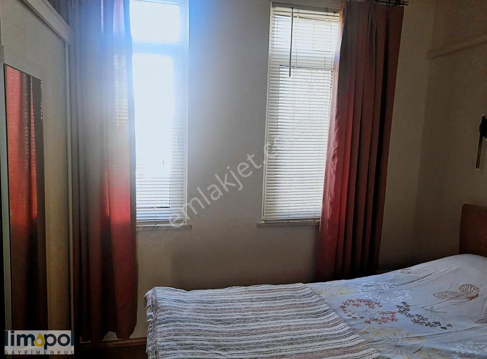 Limopol'den Çalış Plajına Yürüme Mesafesinde Eşyalı Daire - Görsel 9