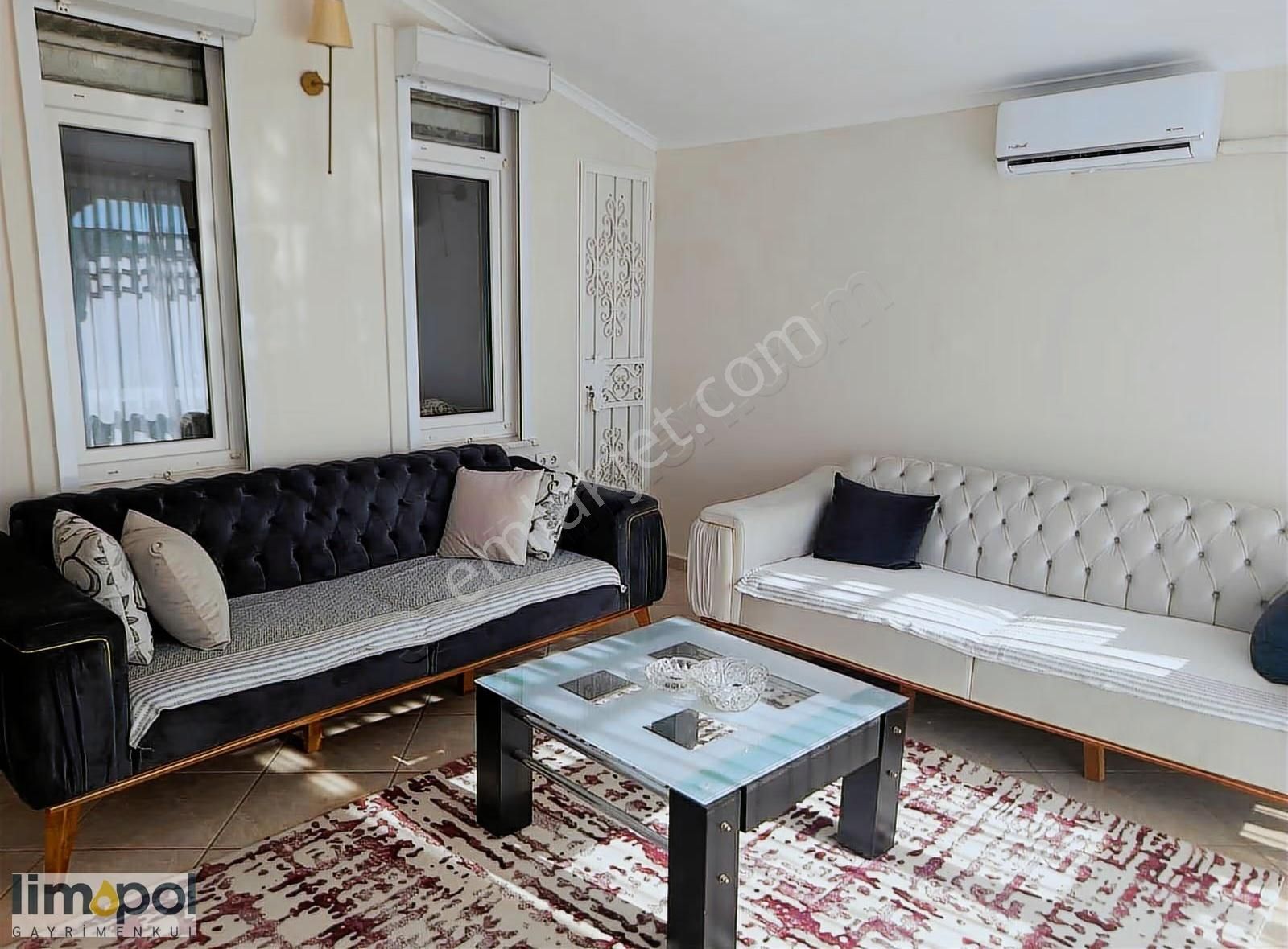 Limopol'den Çalış Plajına Yürüme Mesafesinde Eşyalı Daire